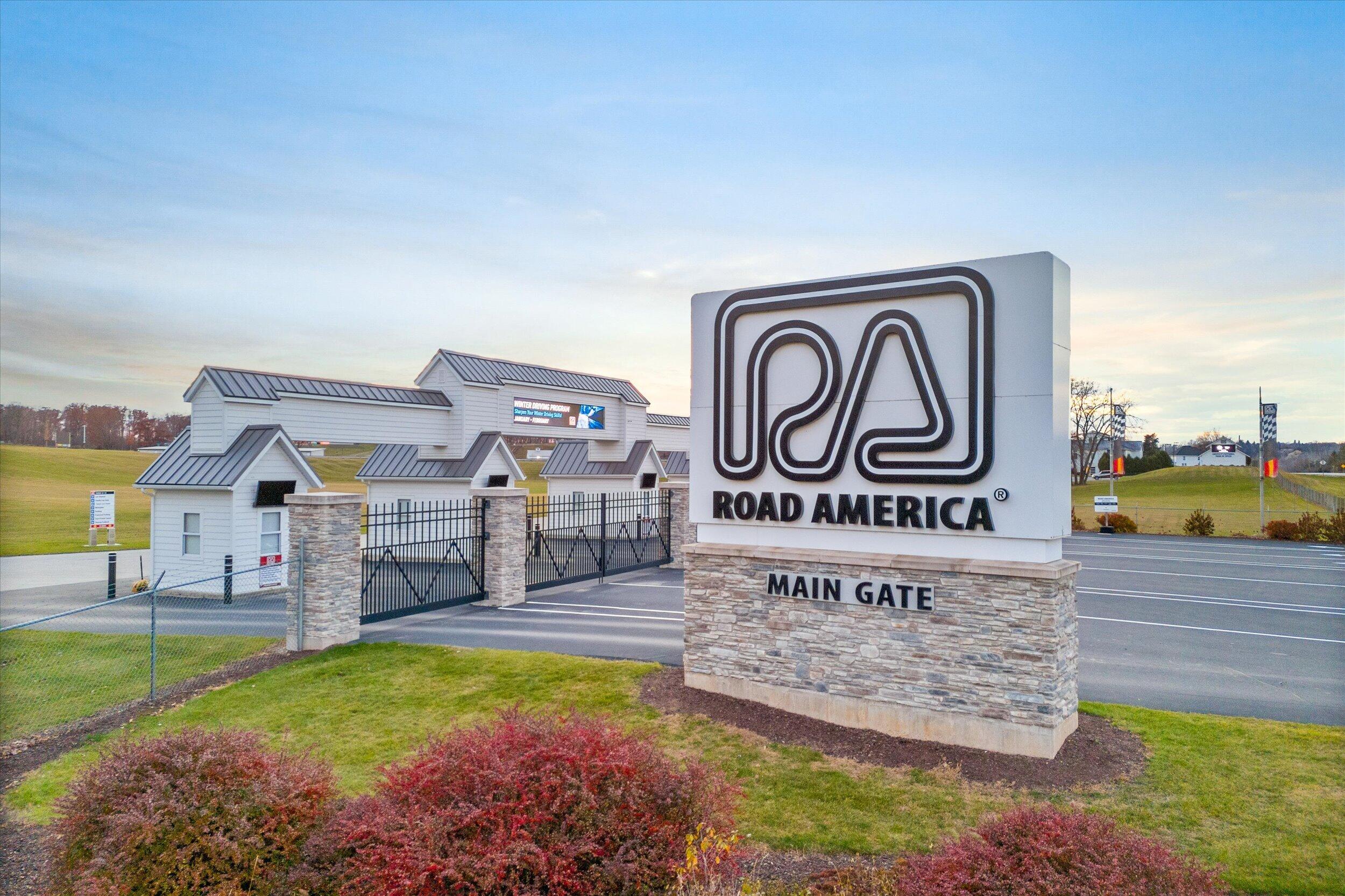 W5719 Trackside Rd Unit: 14