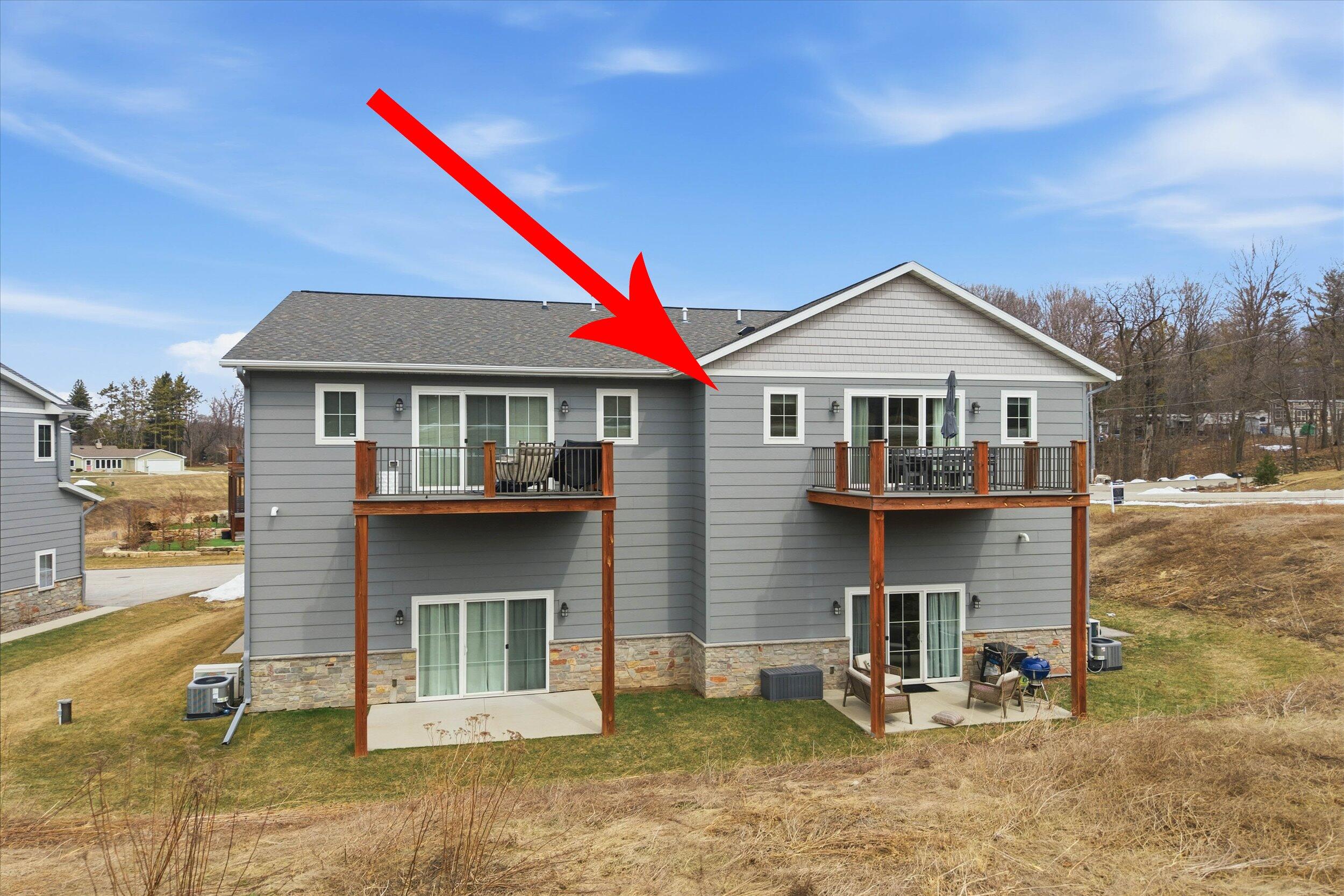 W5719 Trackside Rd Unit: 14