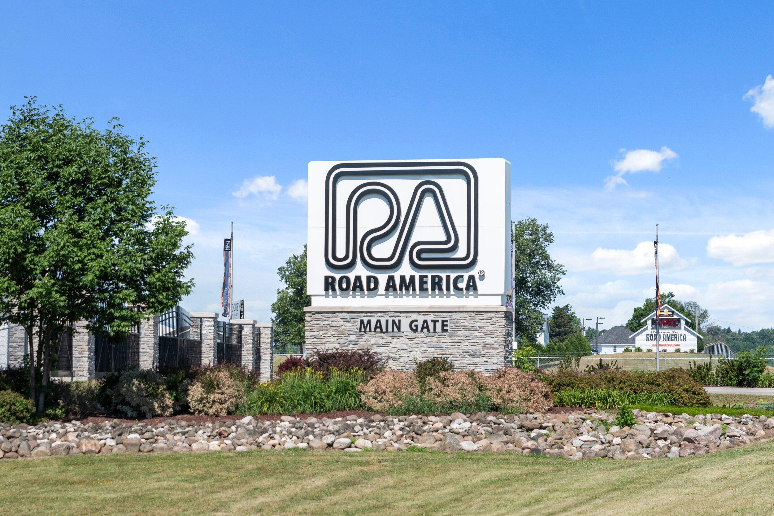 W5719 Trackside Rd Unit: 14