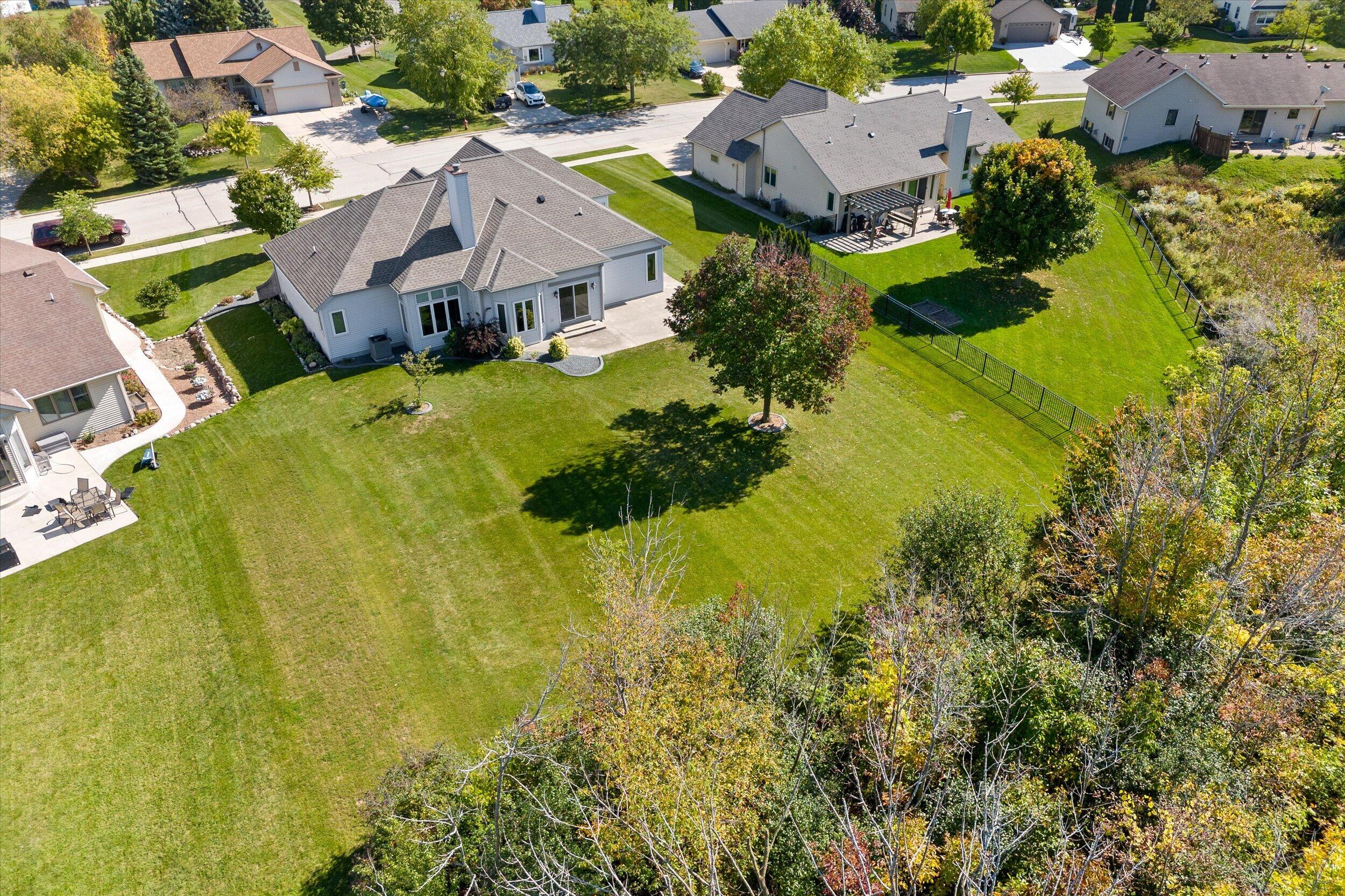437 Emerald Hills Dr