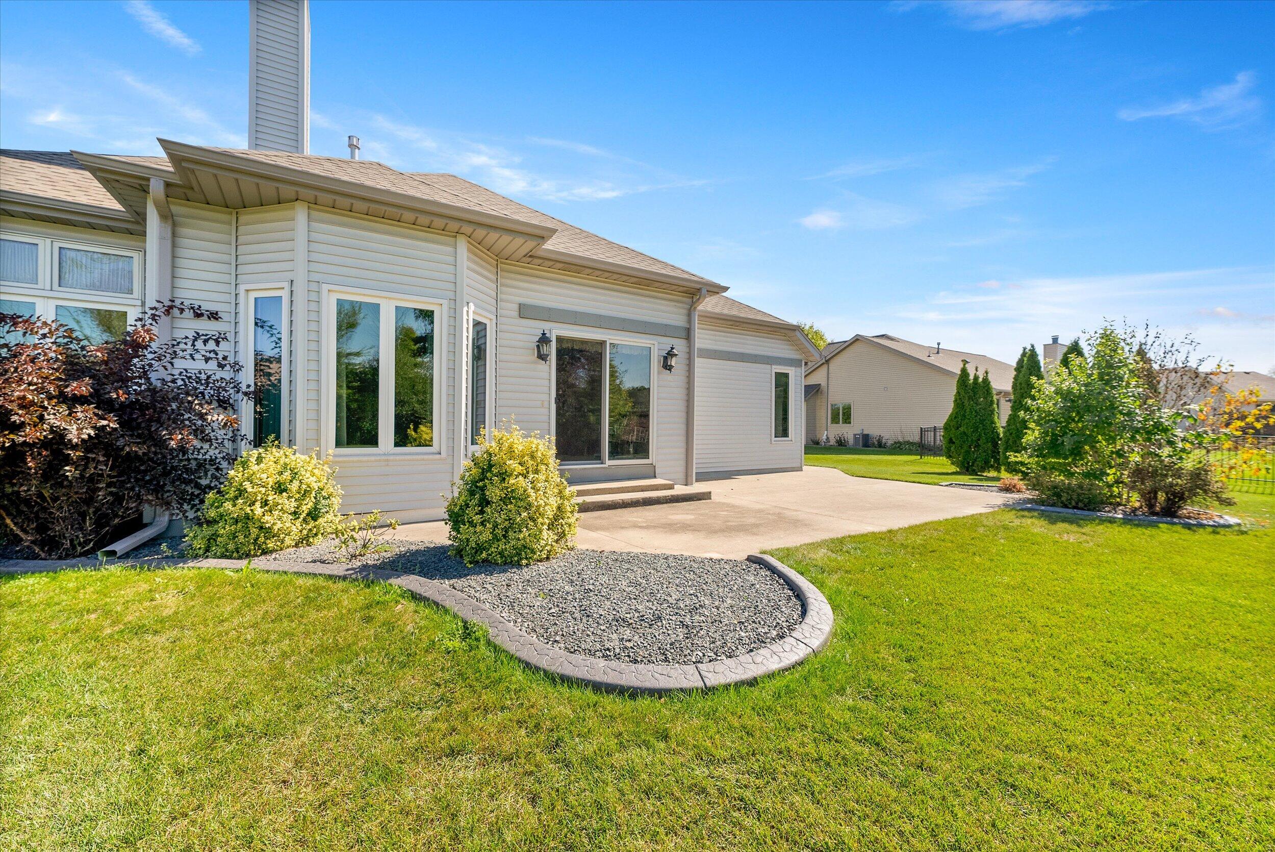 437 Emerald Hills Dr