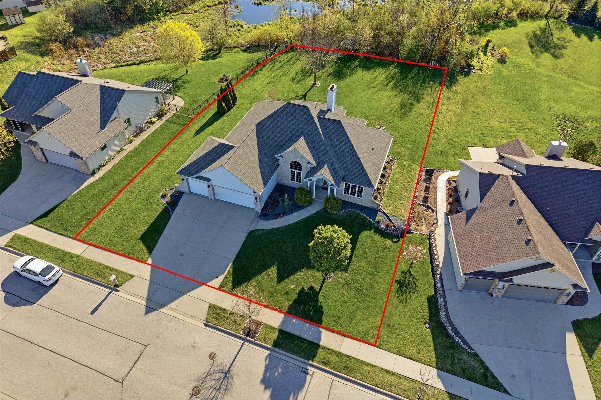 437 Emerald Hills Dr