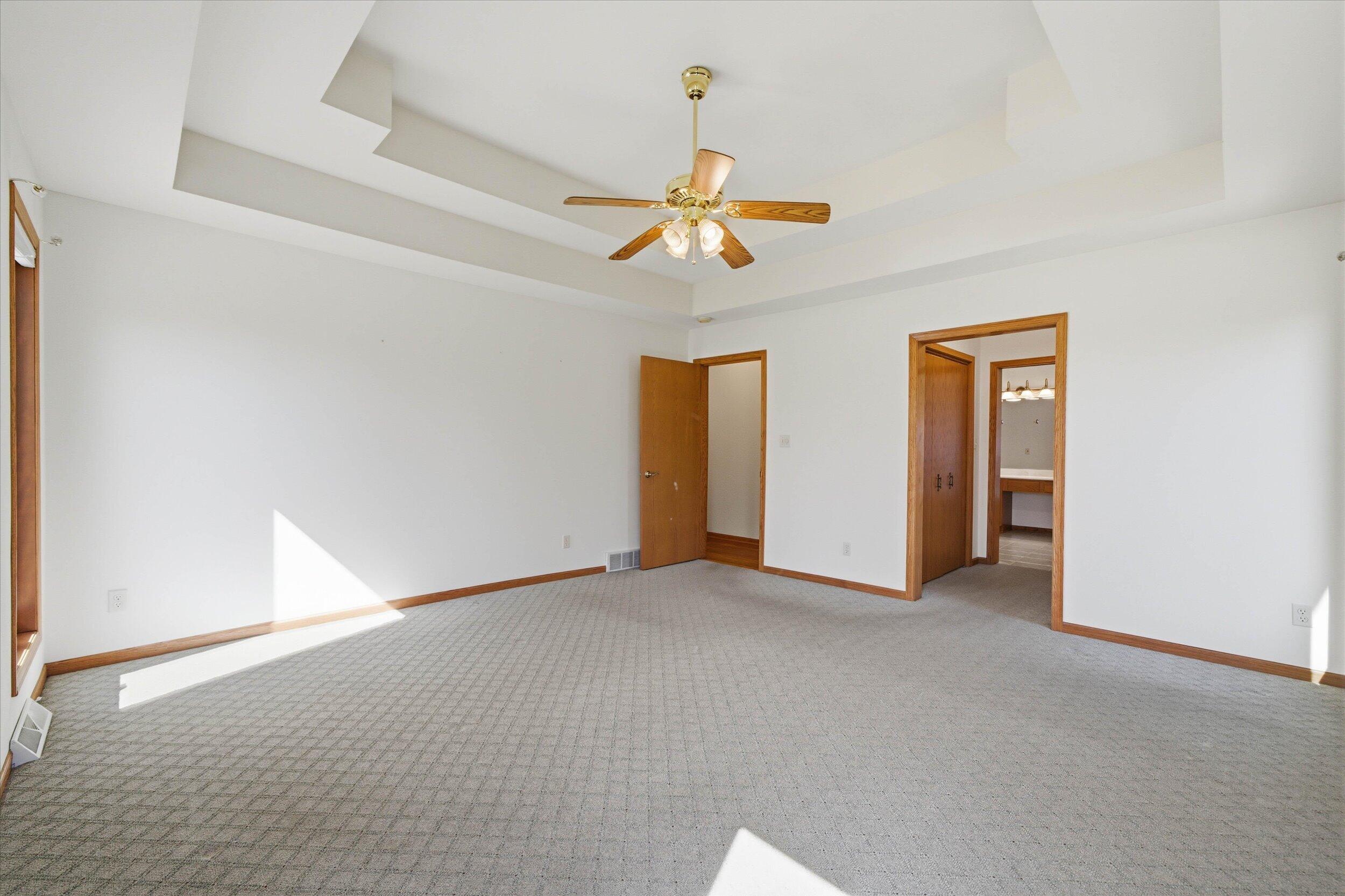437 Emerald Hills Dr