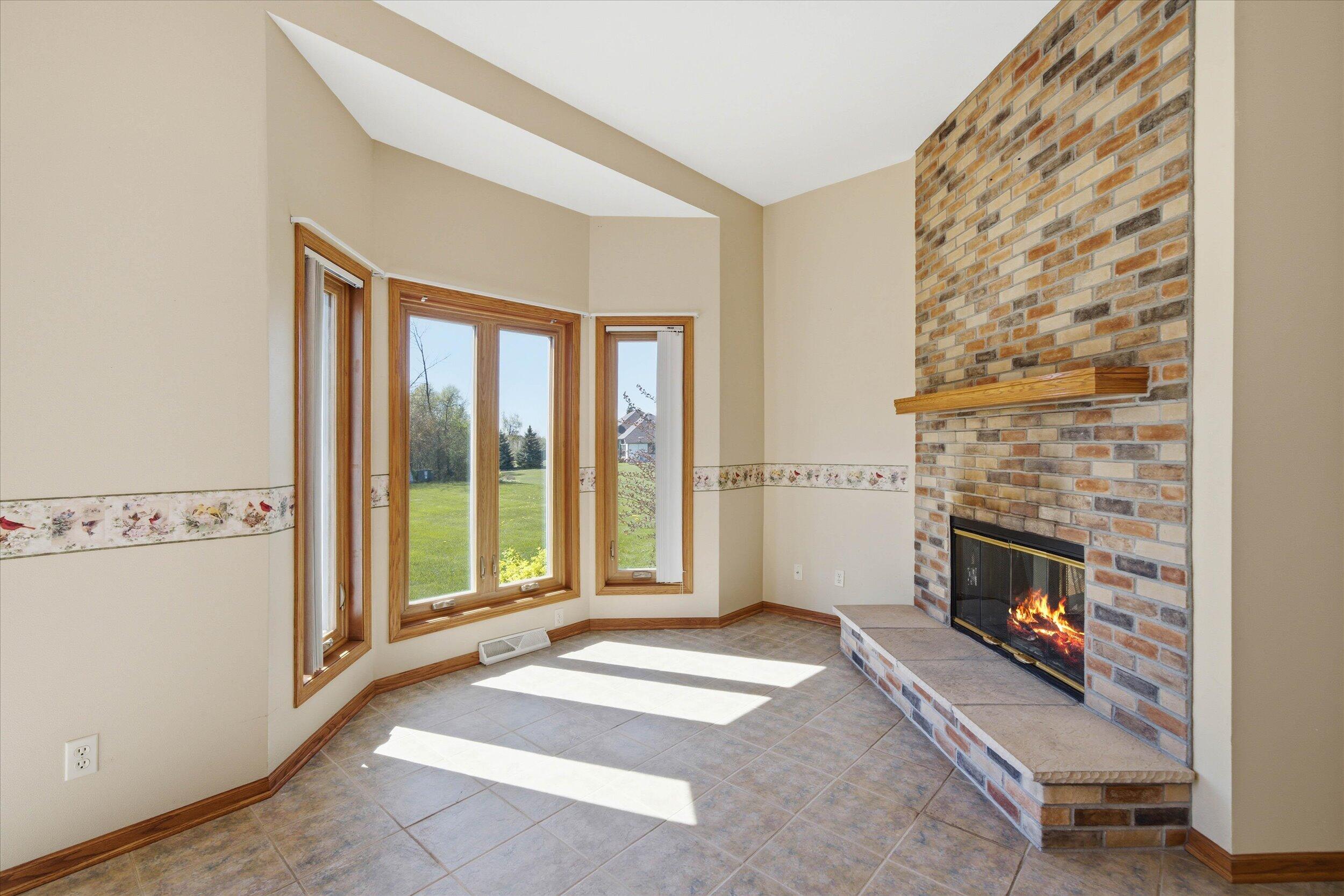 437 Emerald Hills Dr