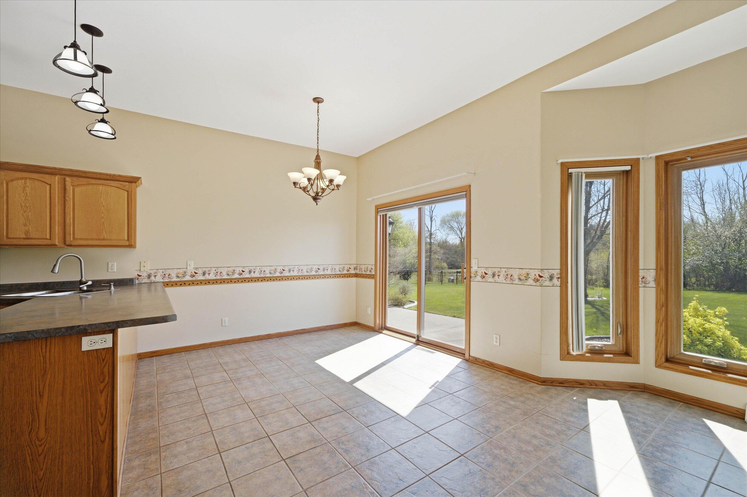 437 Emerald Hills Dr