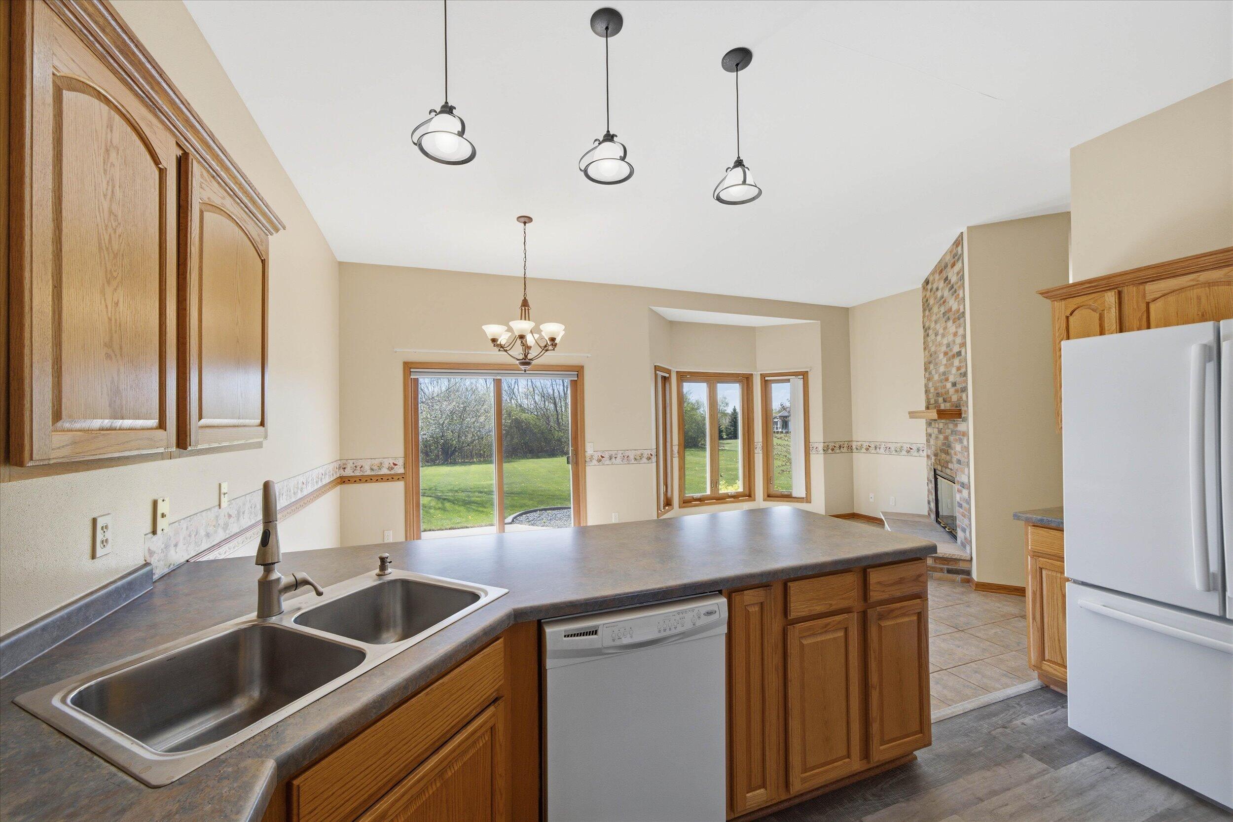 437 Emerald Hills Dr