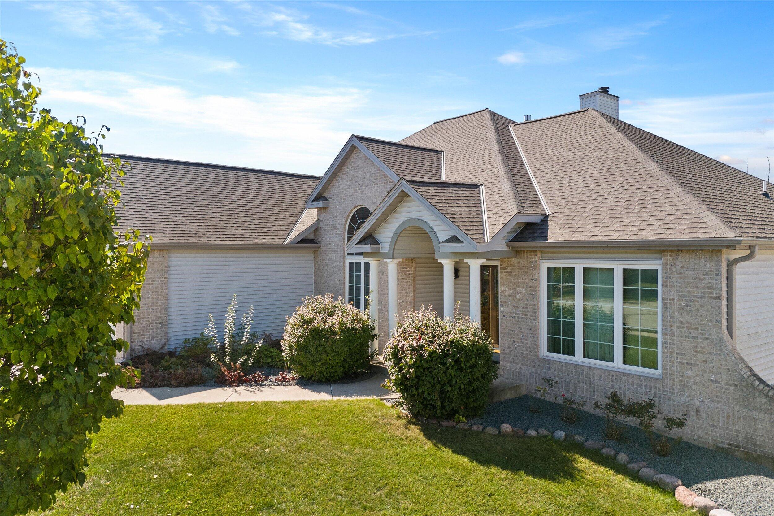 437 Emerald Hills Dr