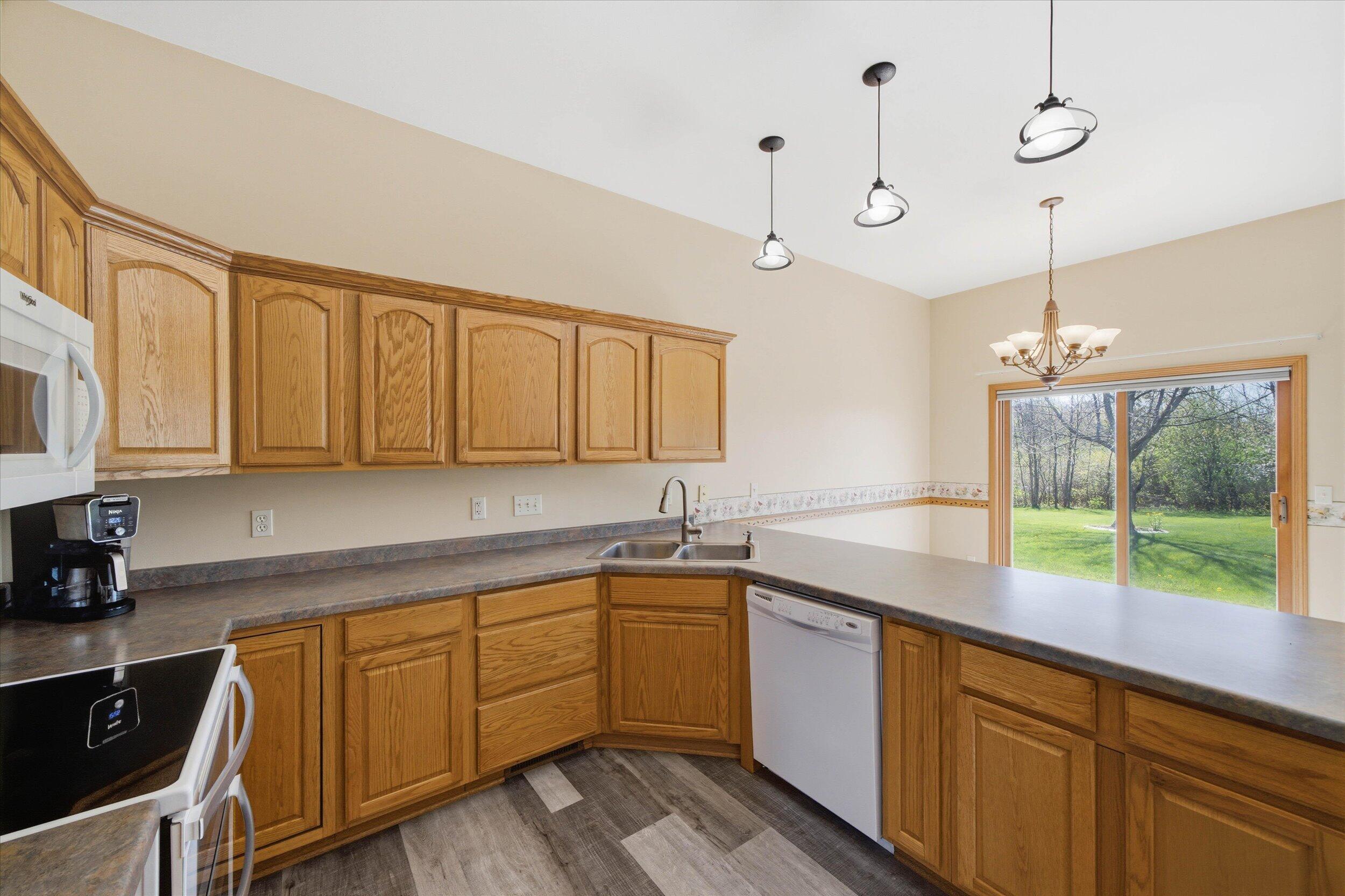 437 Emerald Hills Dr