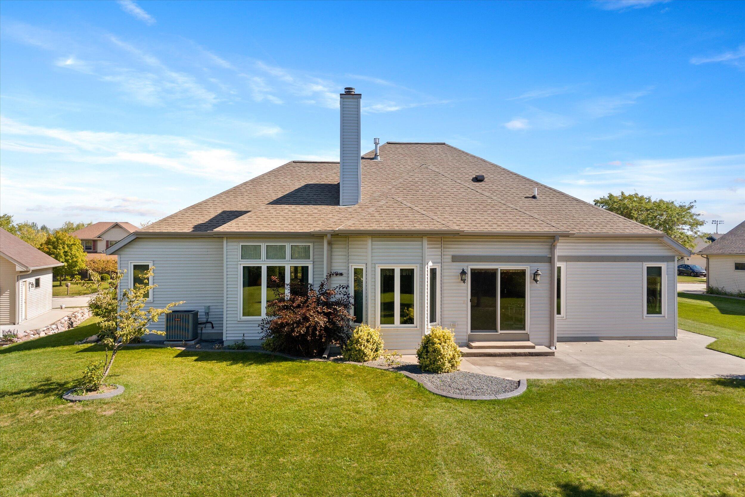 437 Emerald Hills Dr