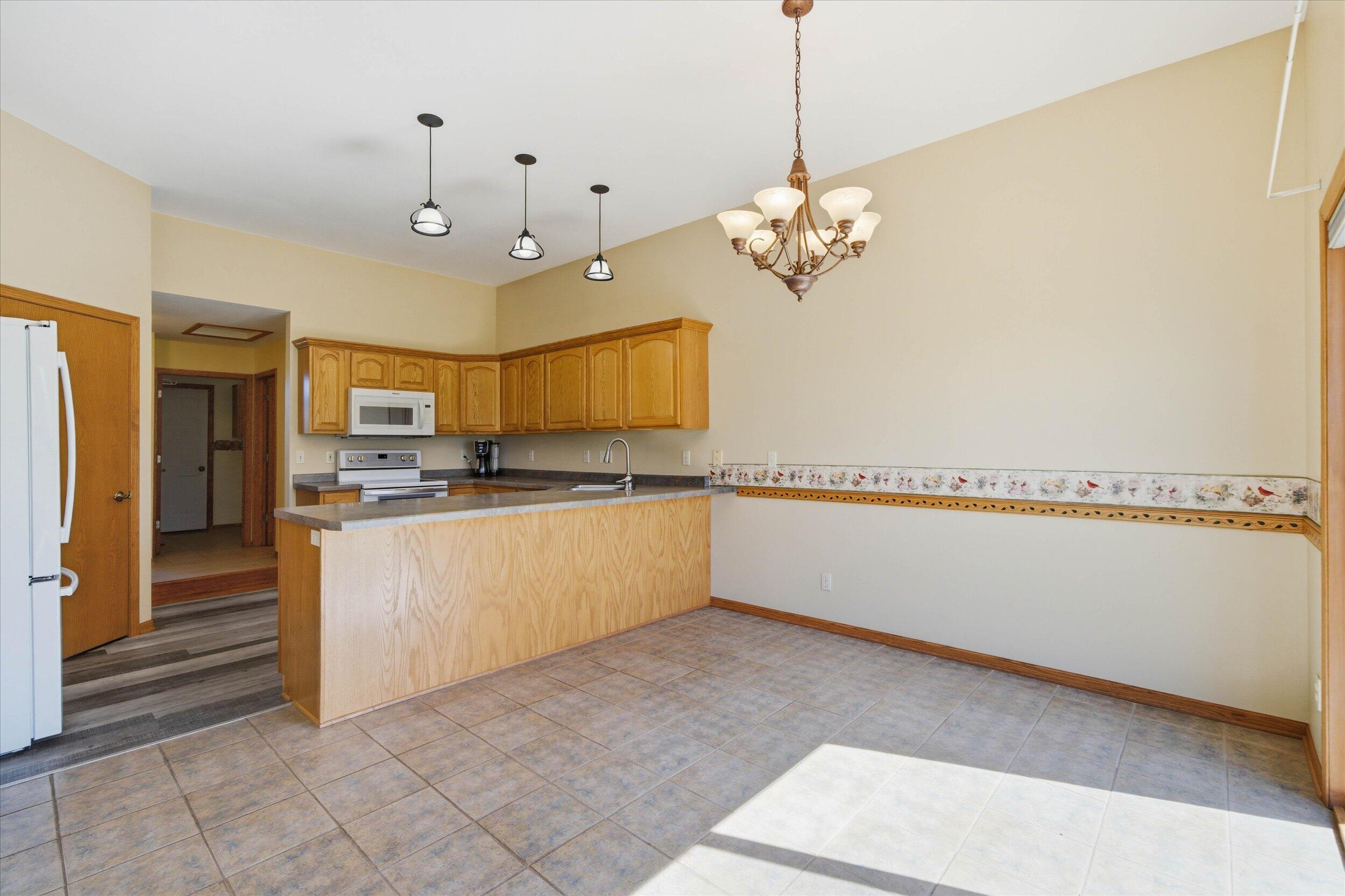 437 Emerald Hills Dr