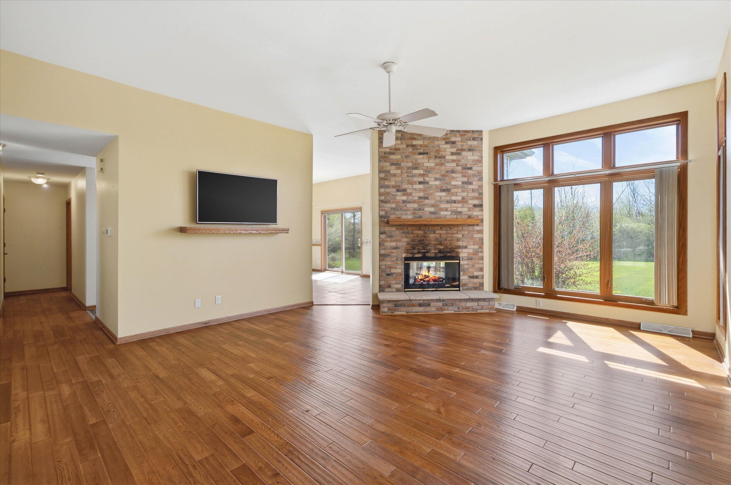 437 Emerald Hills Dr