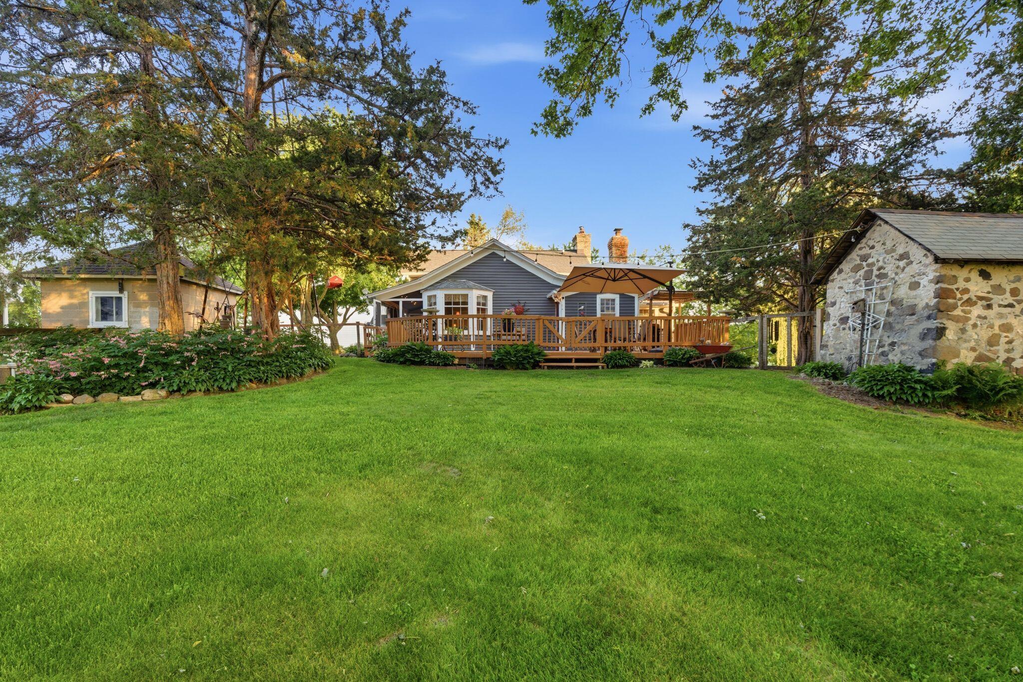 1770 Pleasant Valley Rd