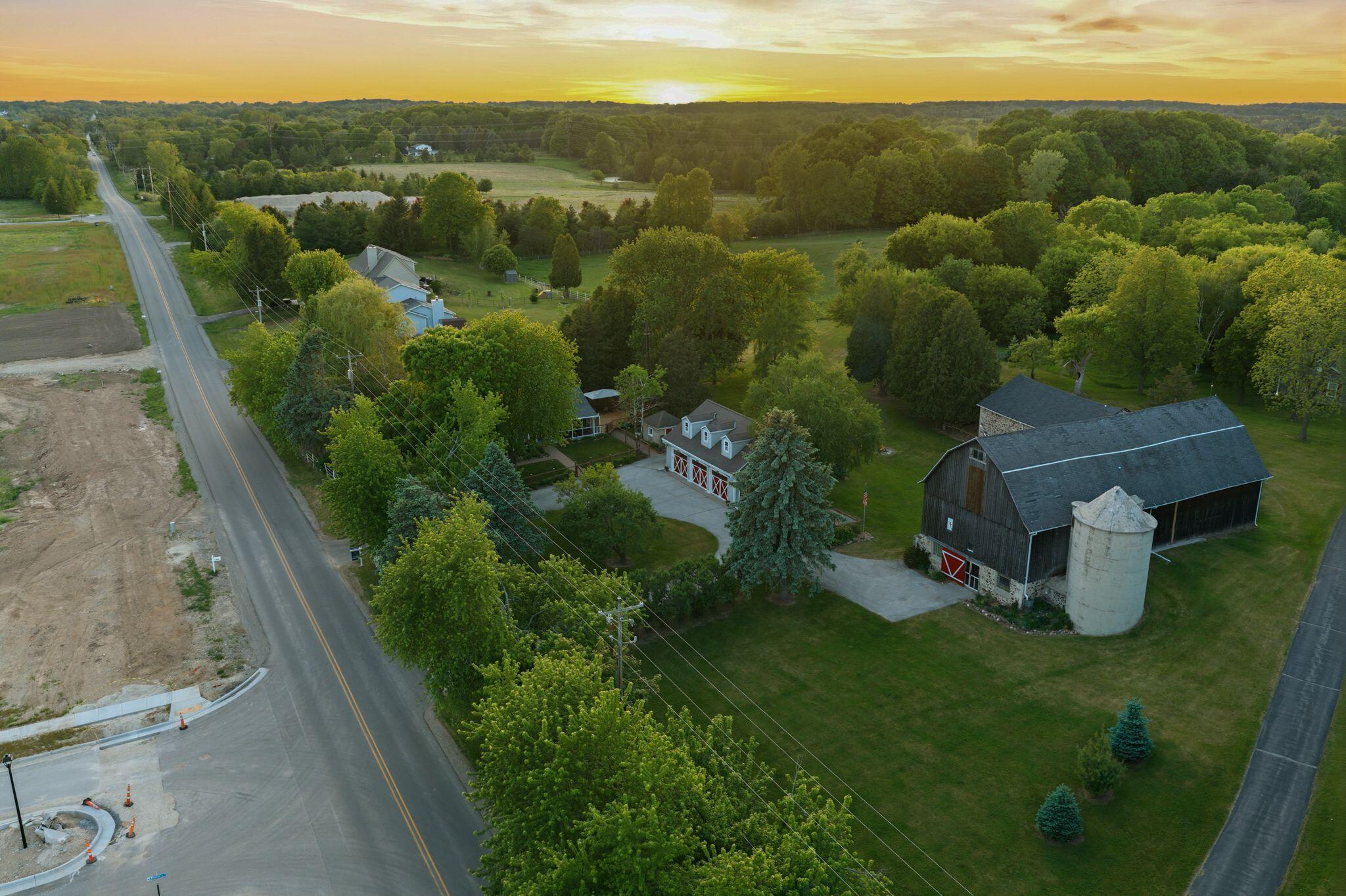 1770 Pleasant Valley Rd