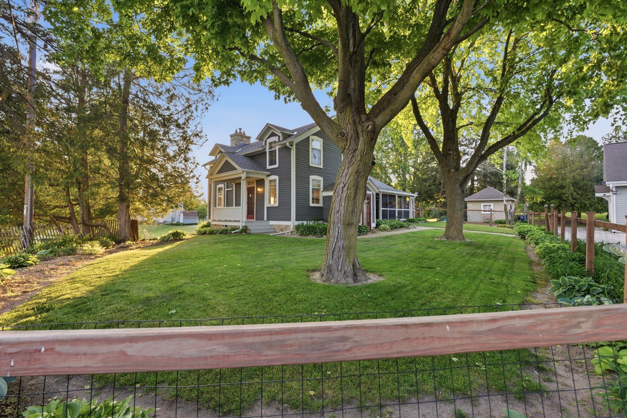 1770 Pleasant Valley Rd