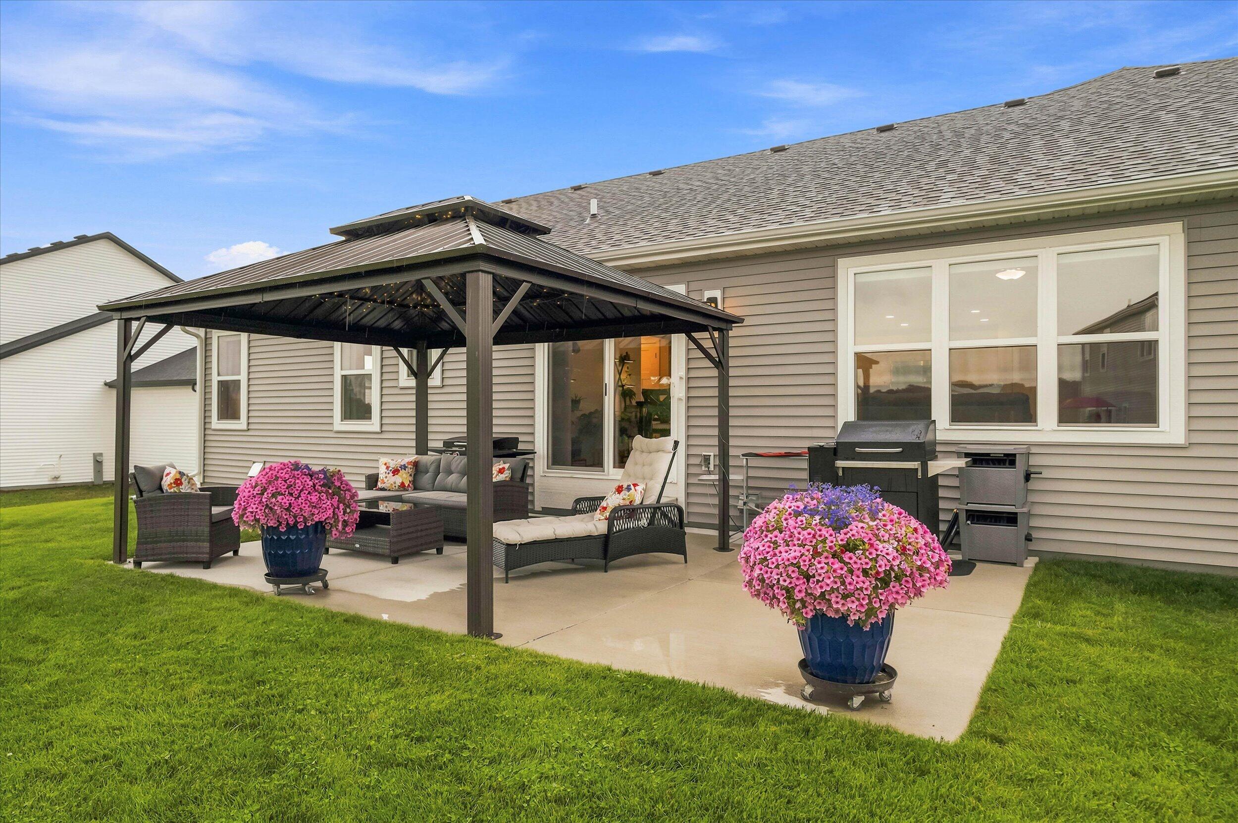 213 Emerald Blvd