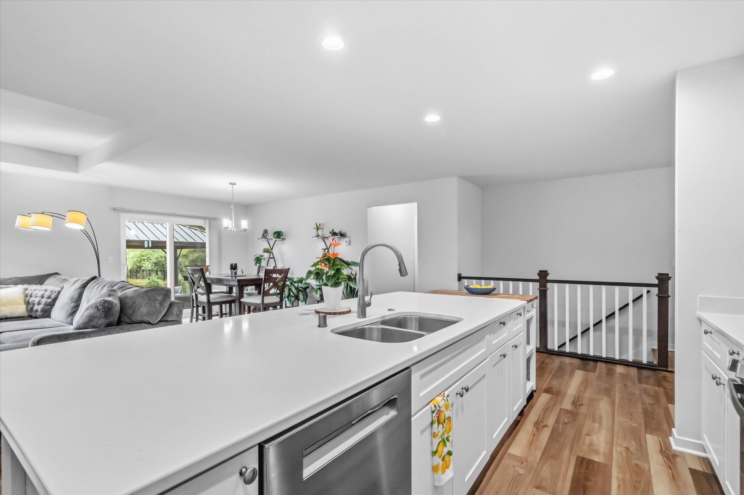 213 Emerald Blvd