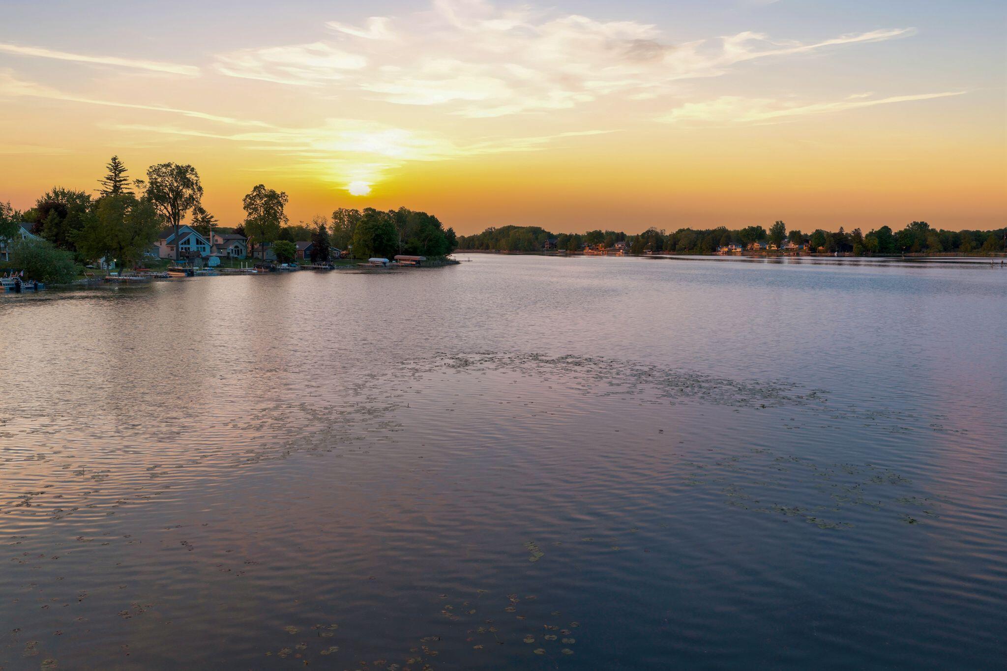 405 Lake Dr