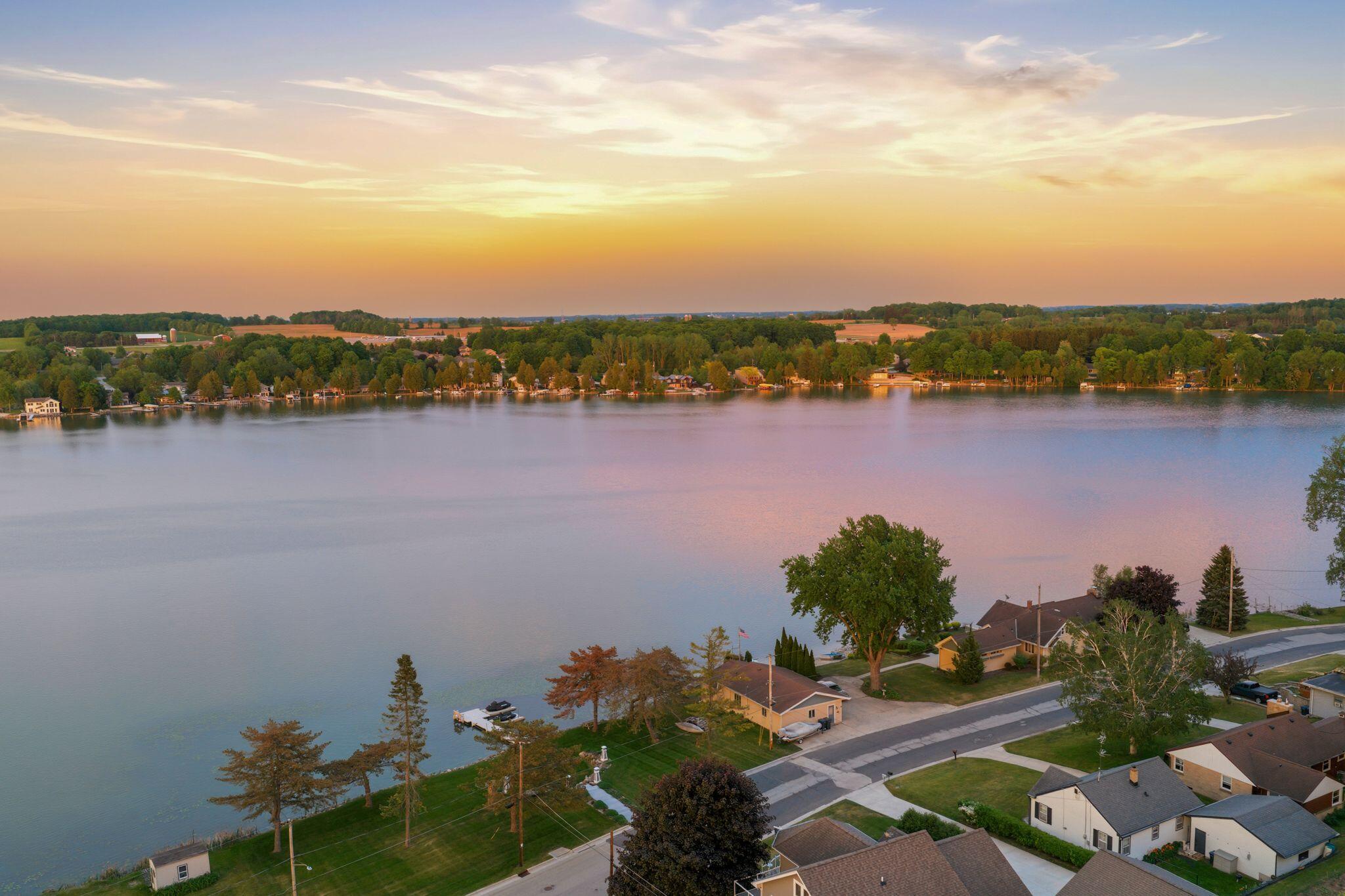 405 Lake Dr
