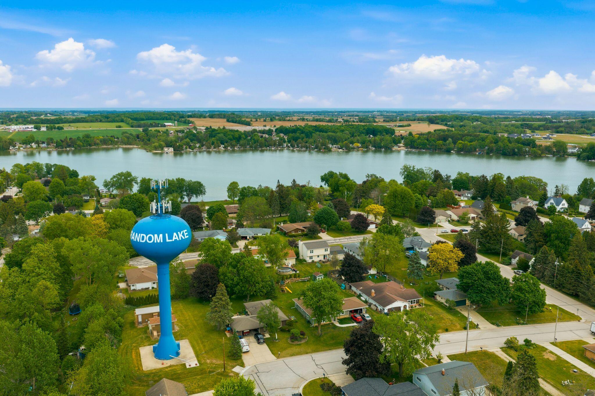 405 Lake Dr