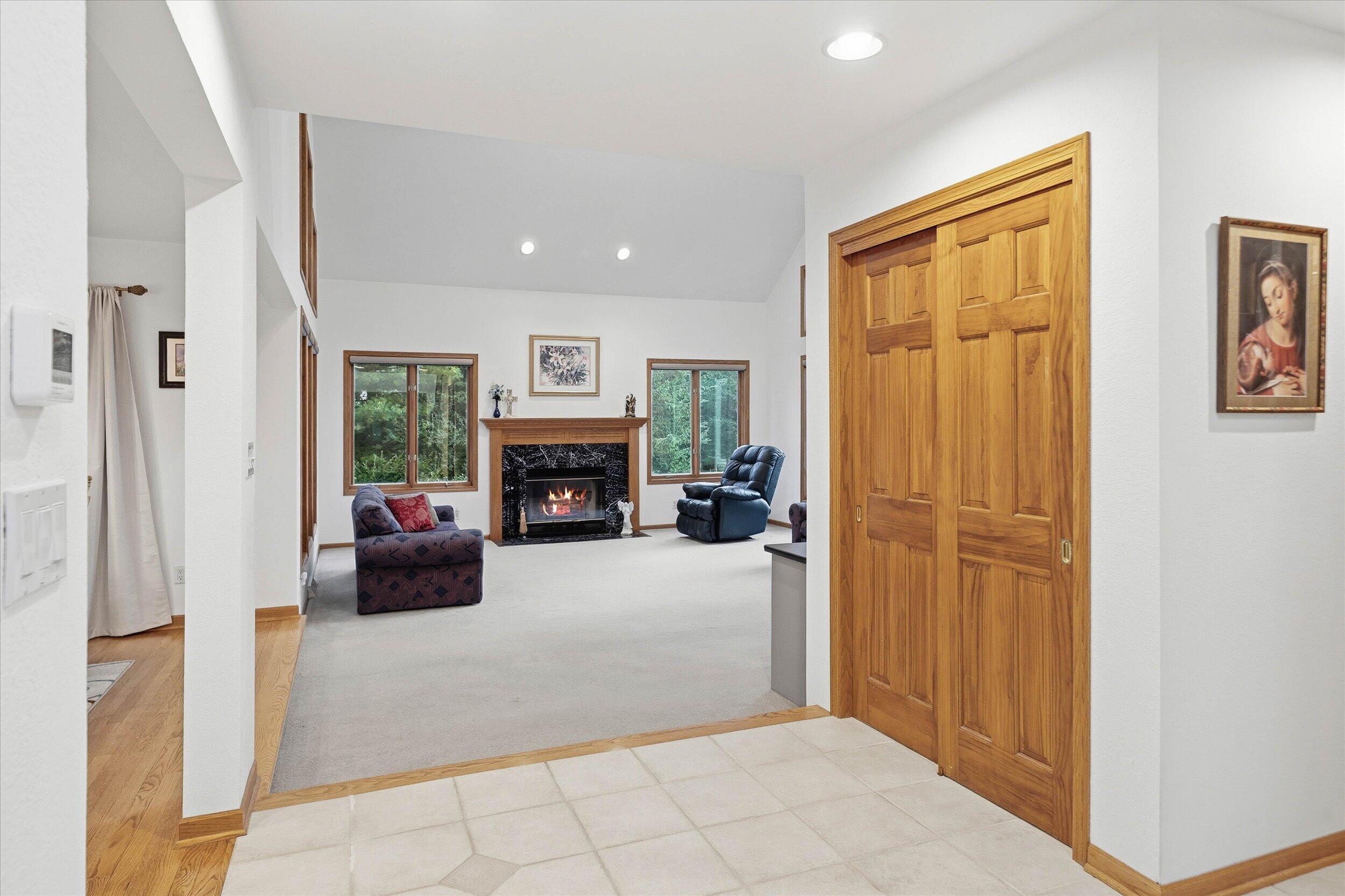 1264 Creekside Ln