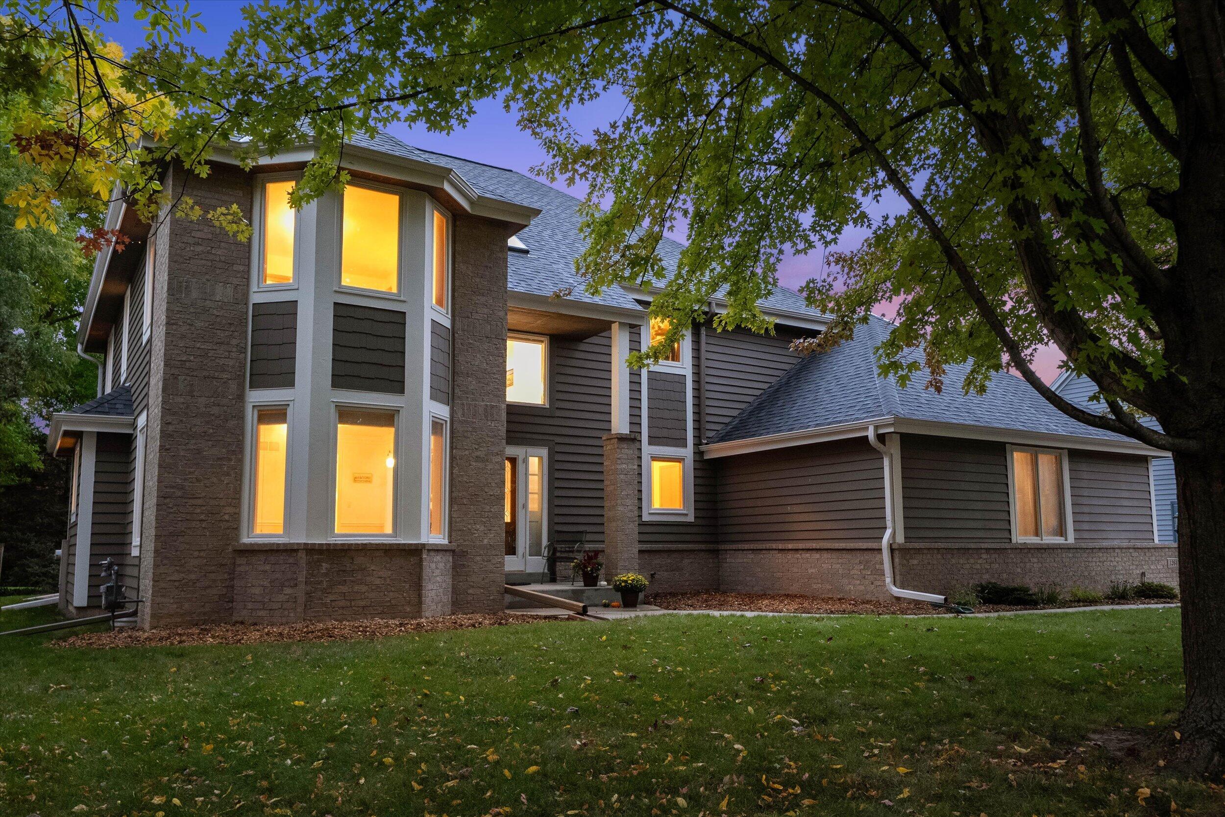 1264 Creekside Ln