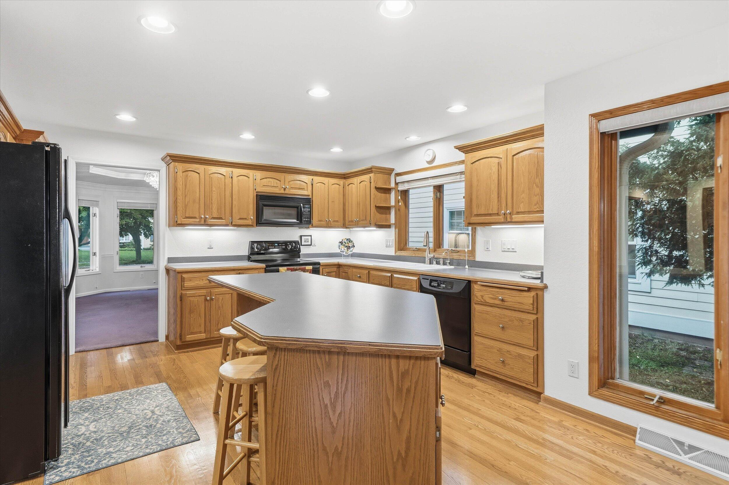 1264 Creekside Ln