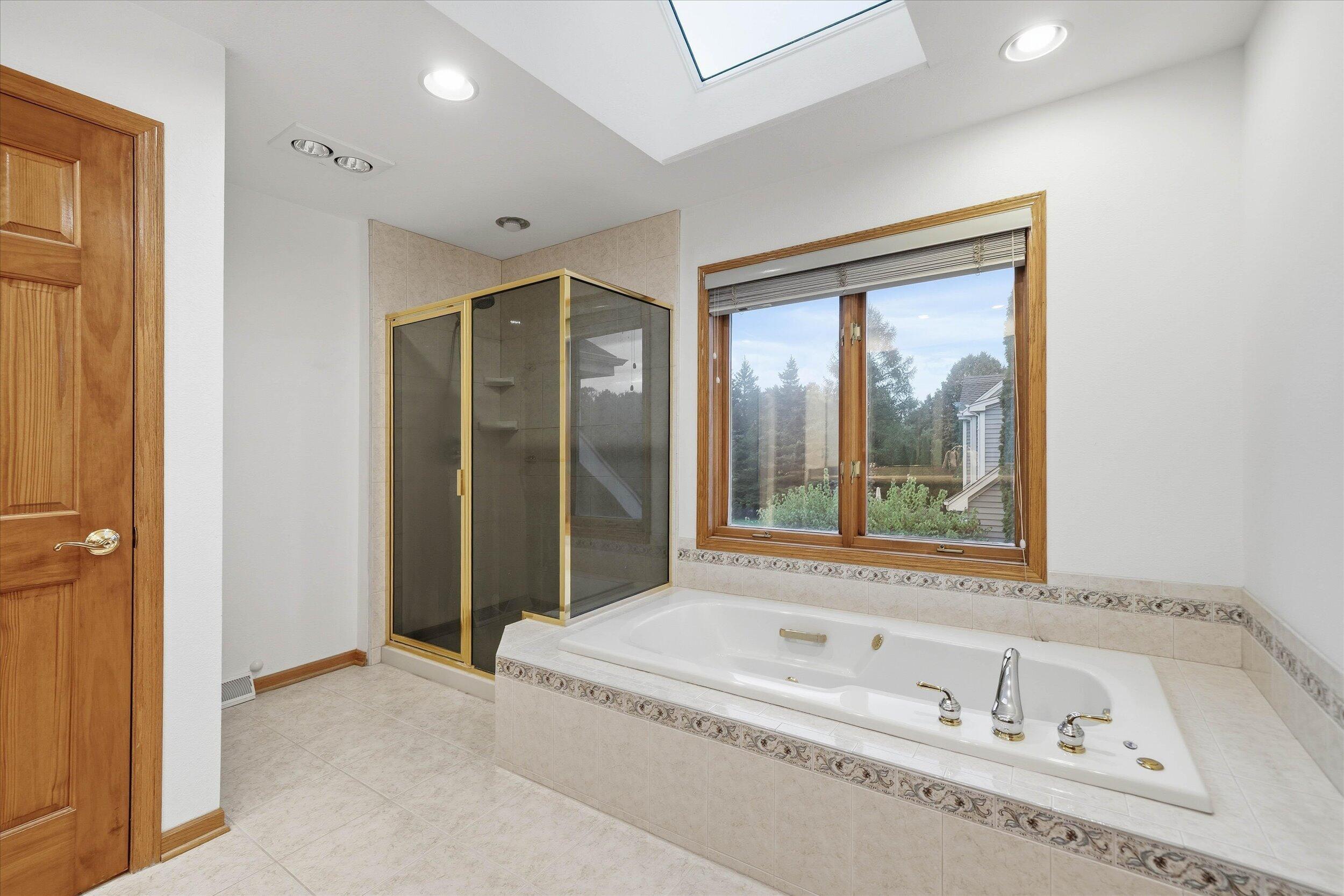 1264 Creekside Ln