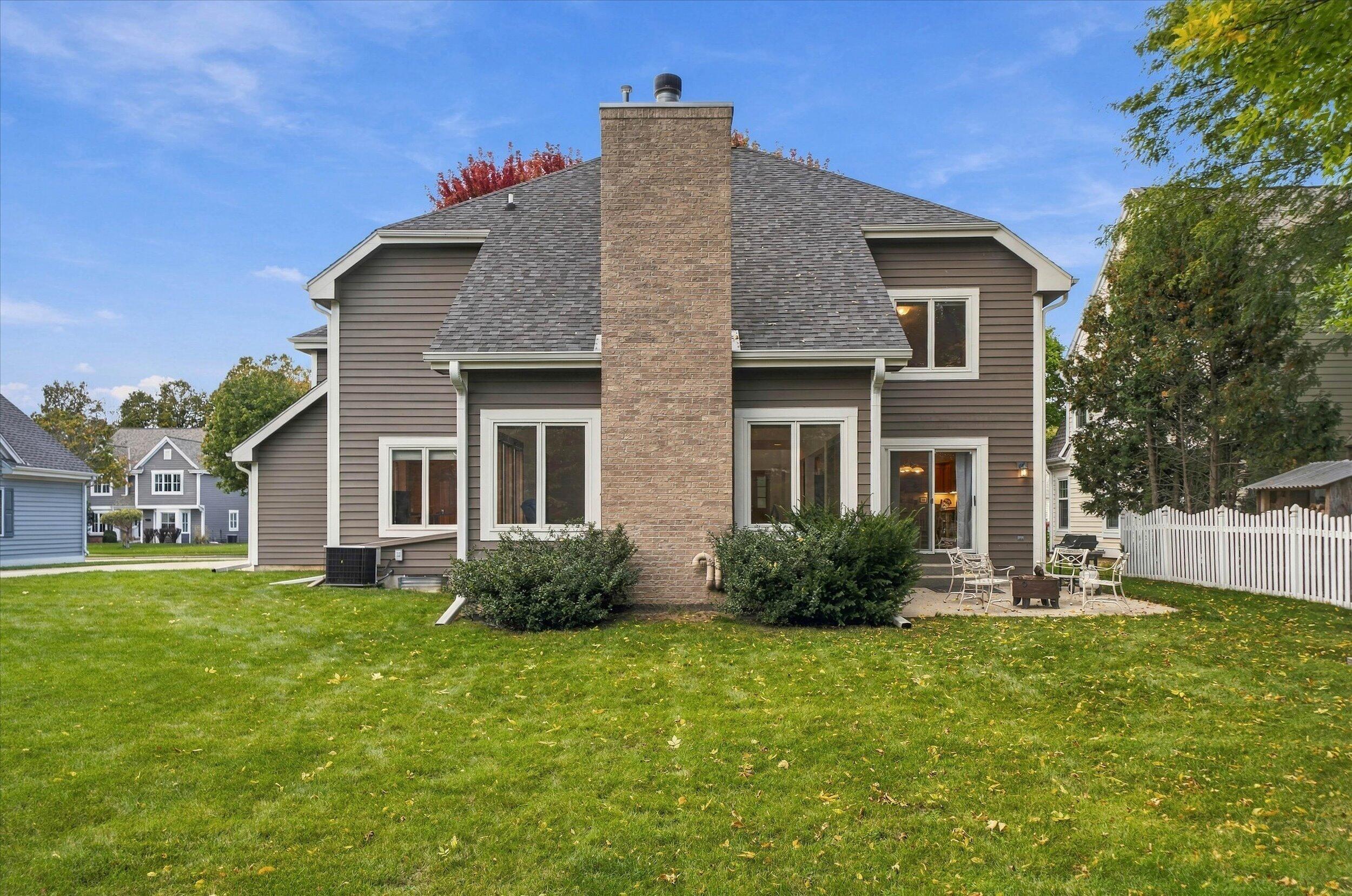 1264 Creekside Ln