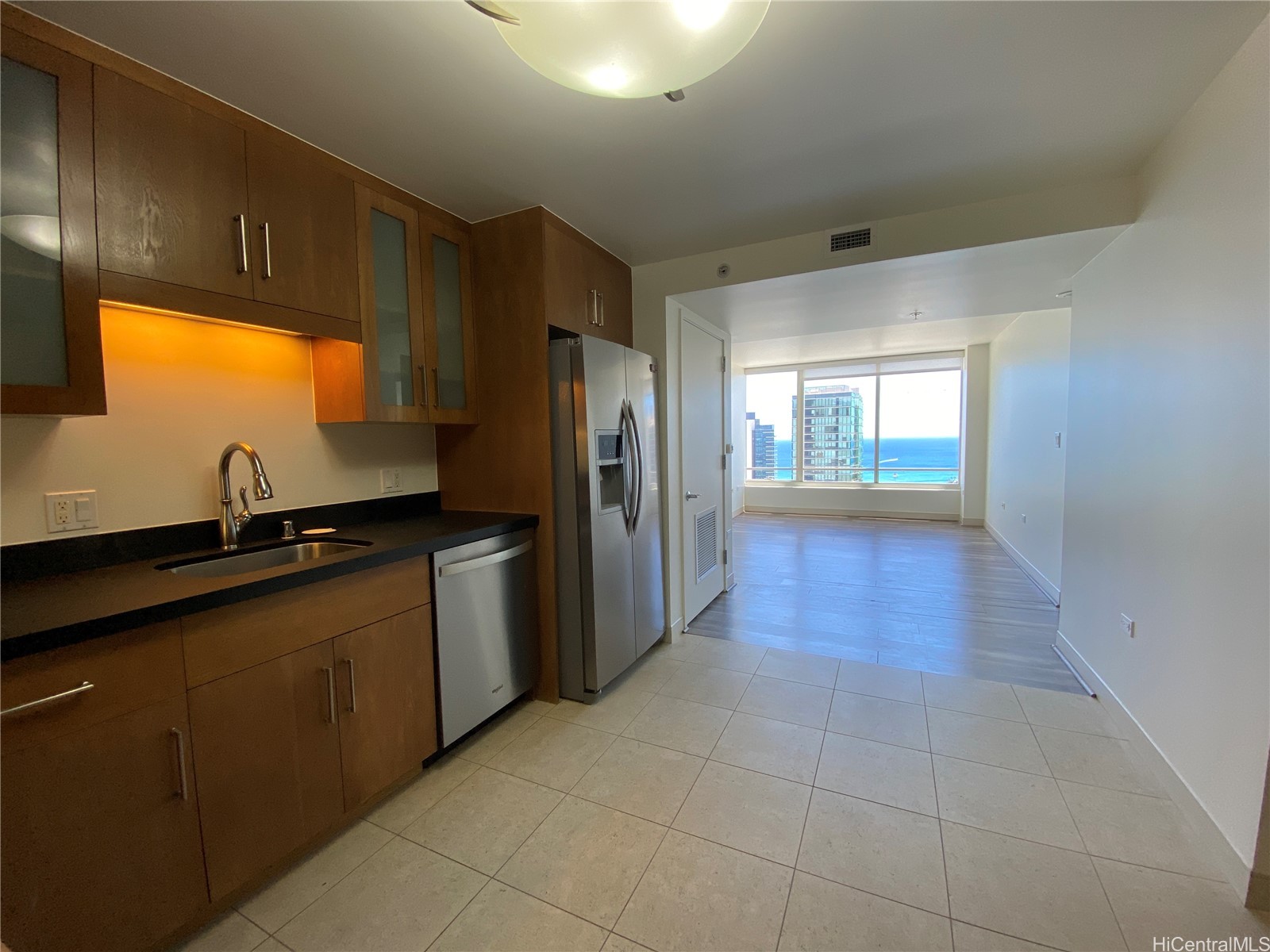 1009 Kapiolani Boulevard 4404