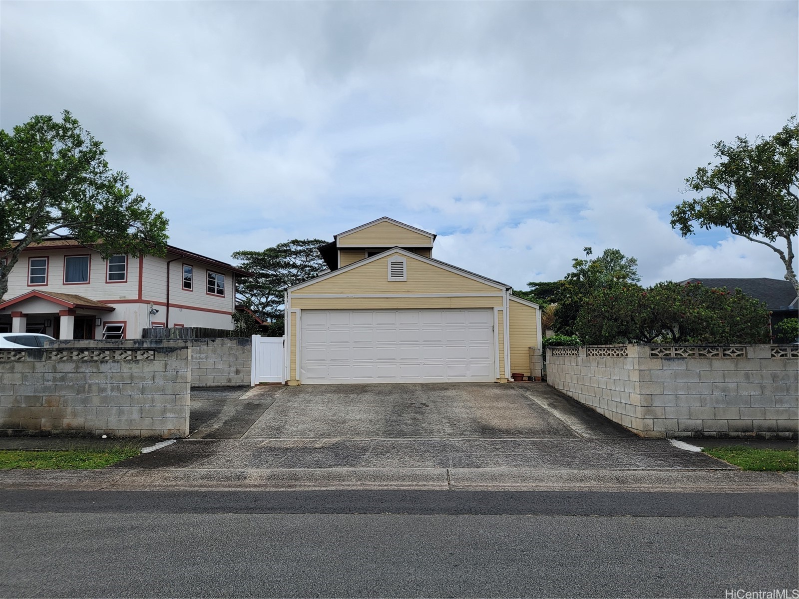 95-690 Holani Street