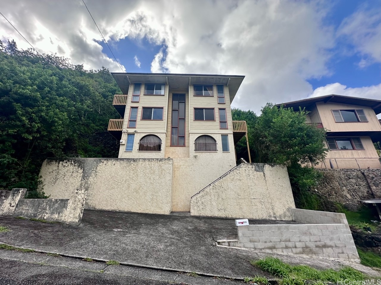 2374 Gardenia Street