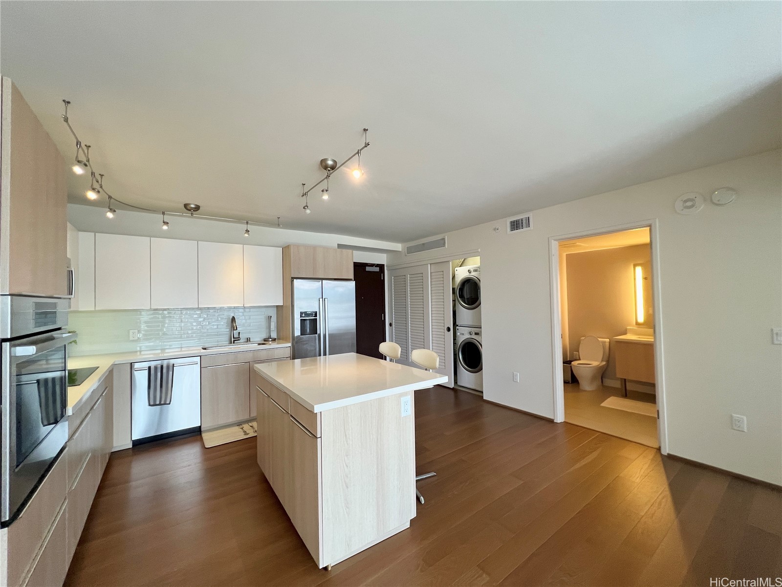 888 Kapiolani Boulevard 3712