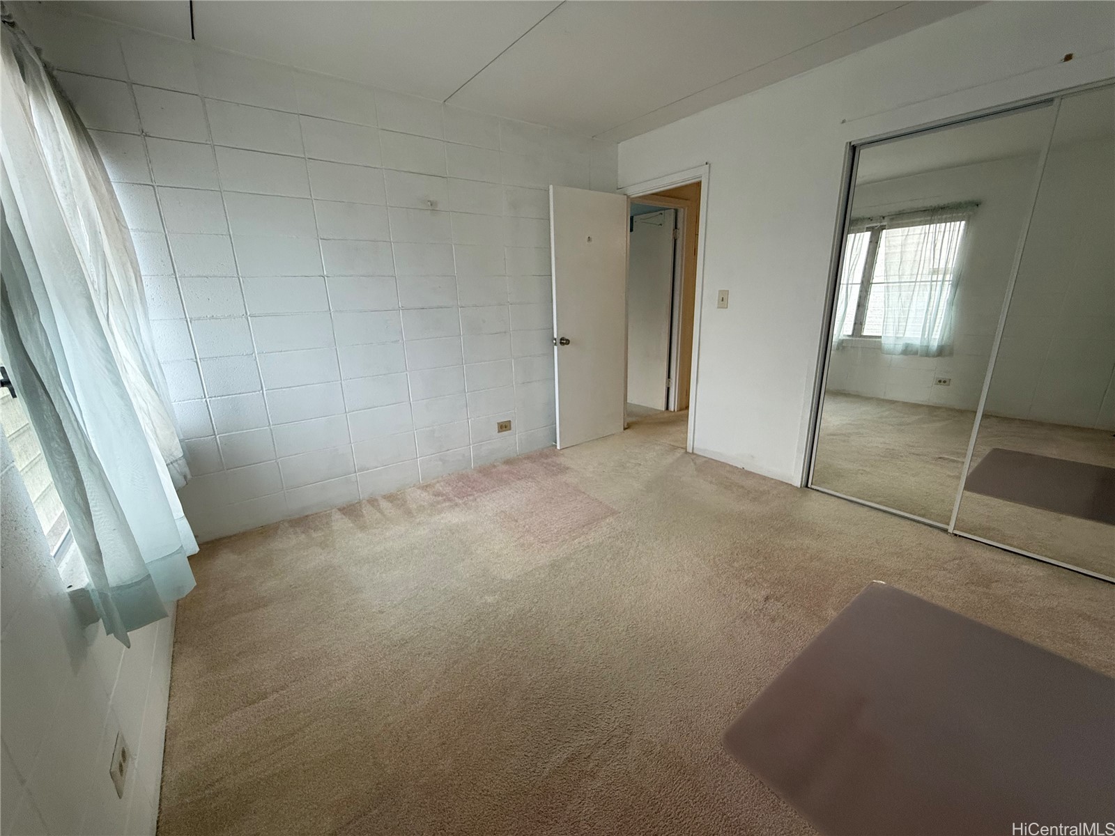 45-535 Luluku Road M1