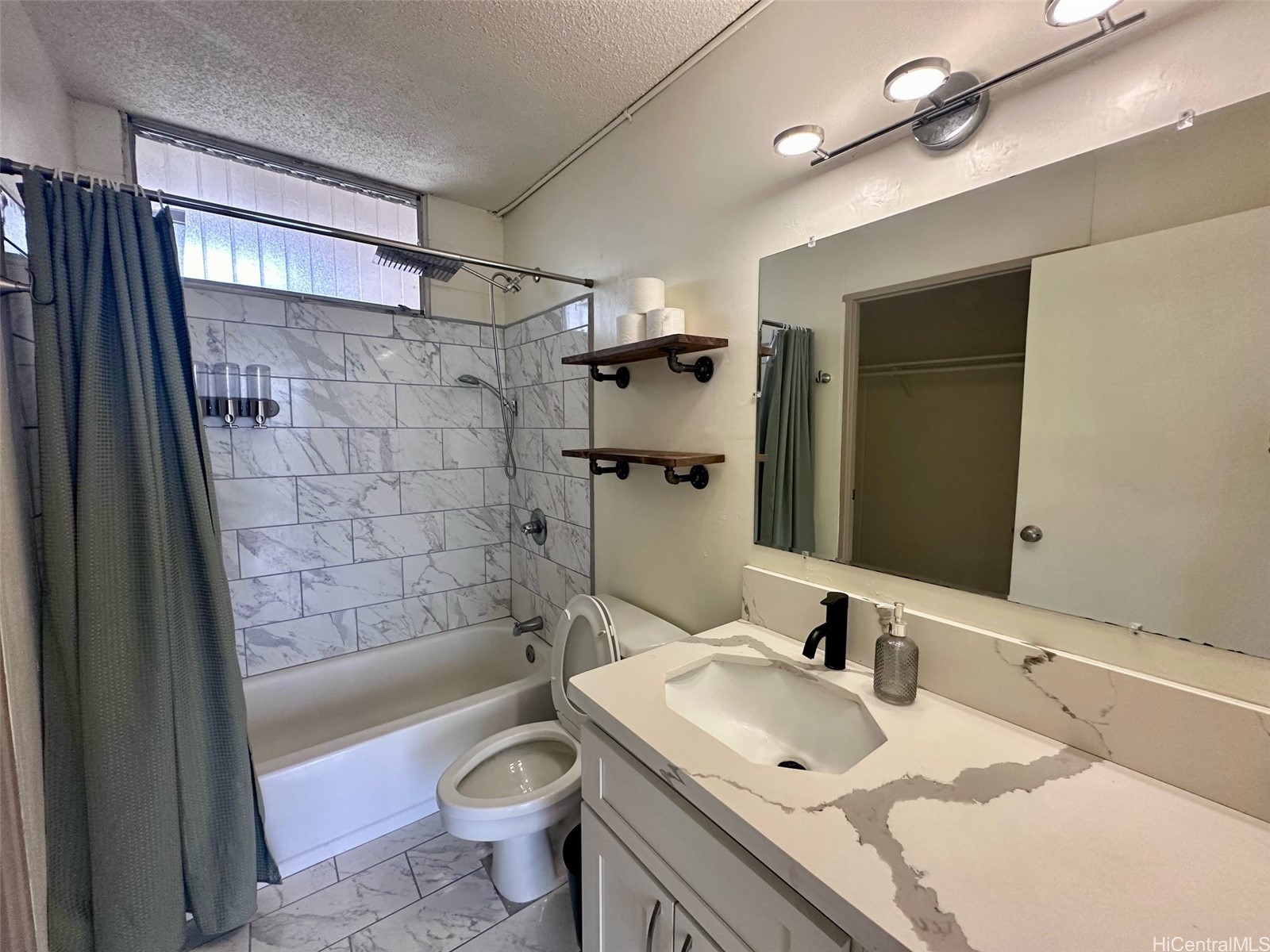95-2031 Waikalani Place D1003