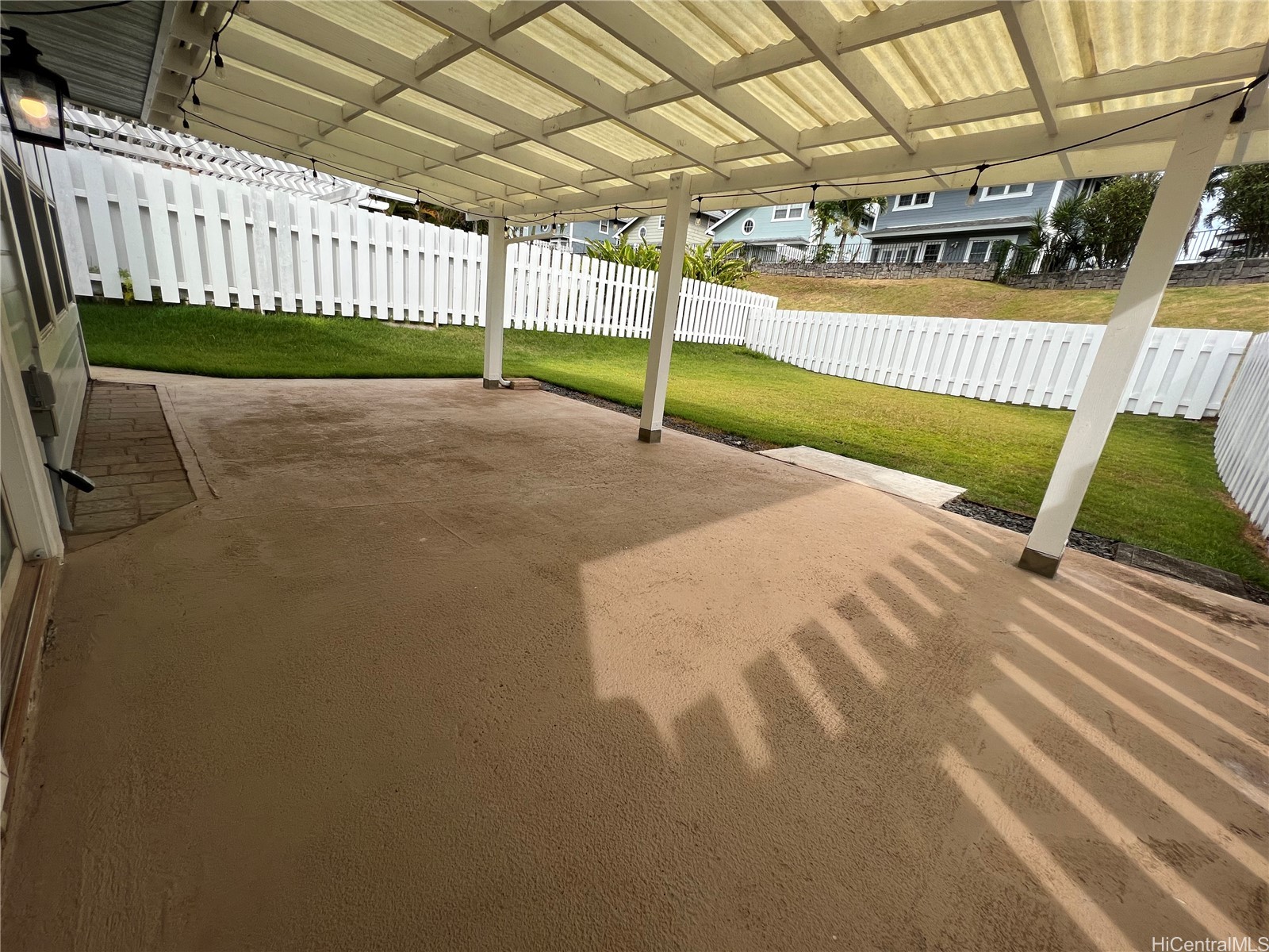 98-1830A Kaahumanu Street 127