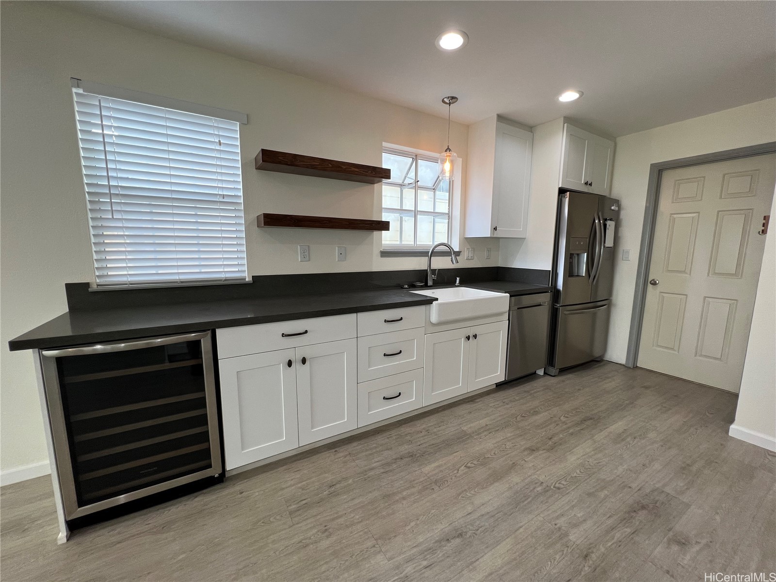 98-1830A Kaahumanu Street 127