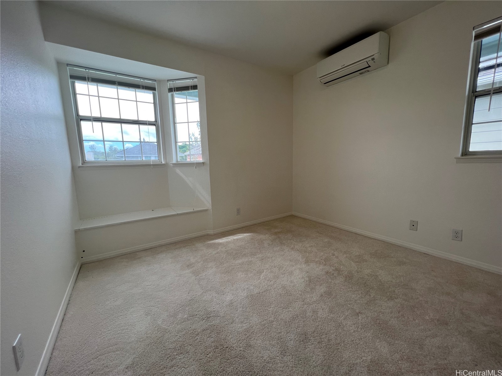 98-1830A Kaahumanu Street 127