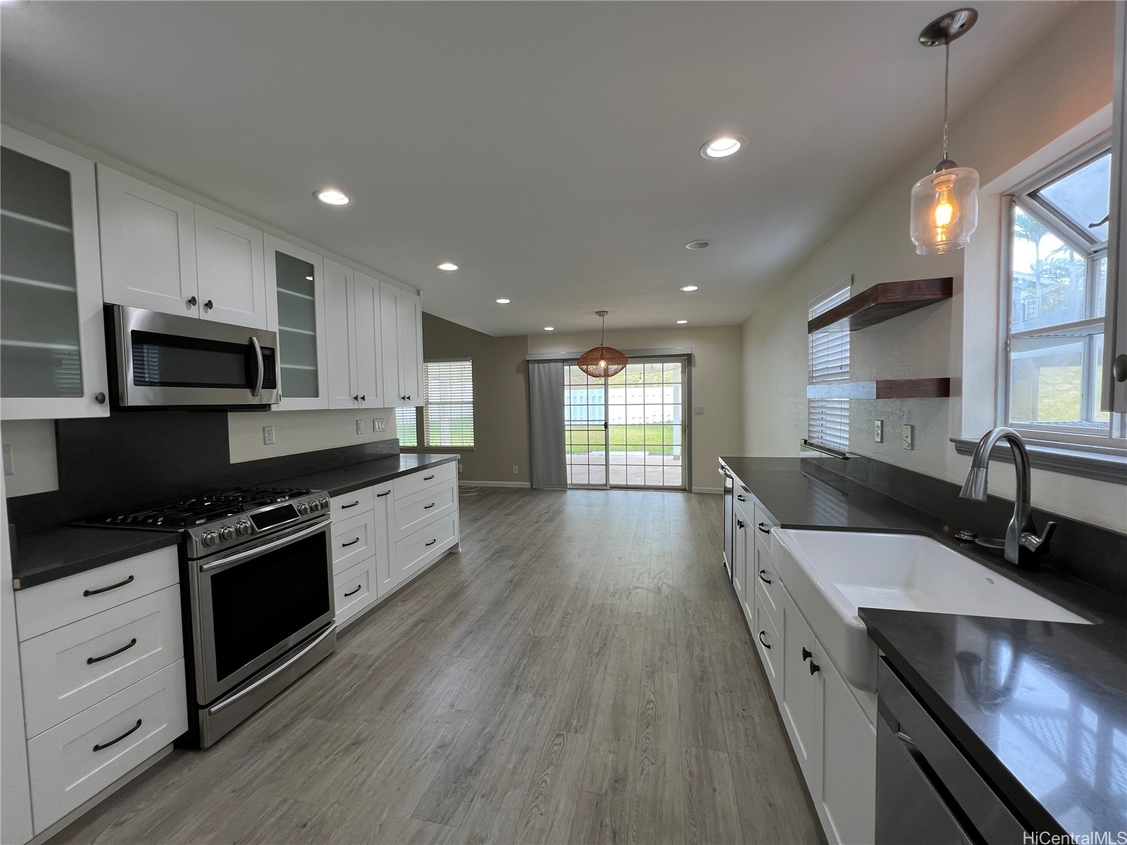 98-1830A Kaahumanu Street 127