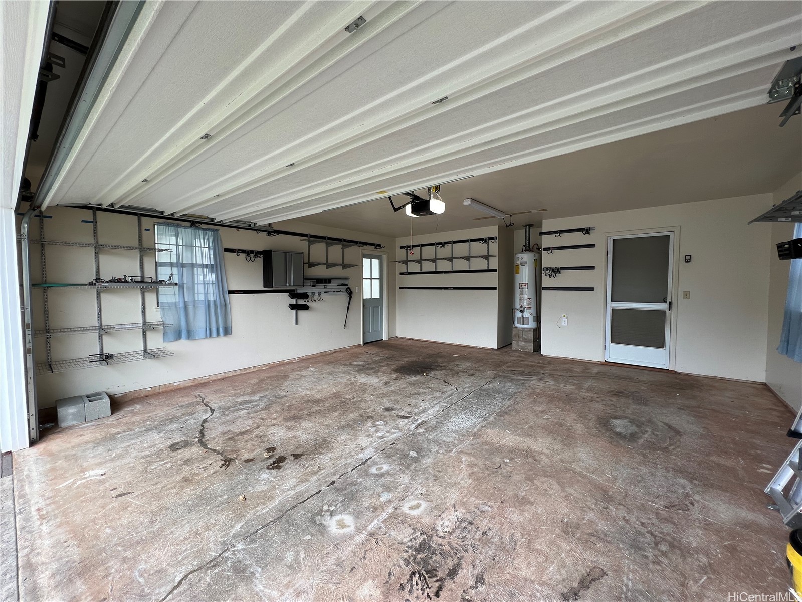 98-1830A Kaahumanu Street 127