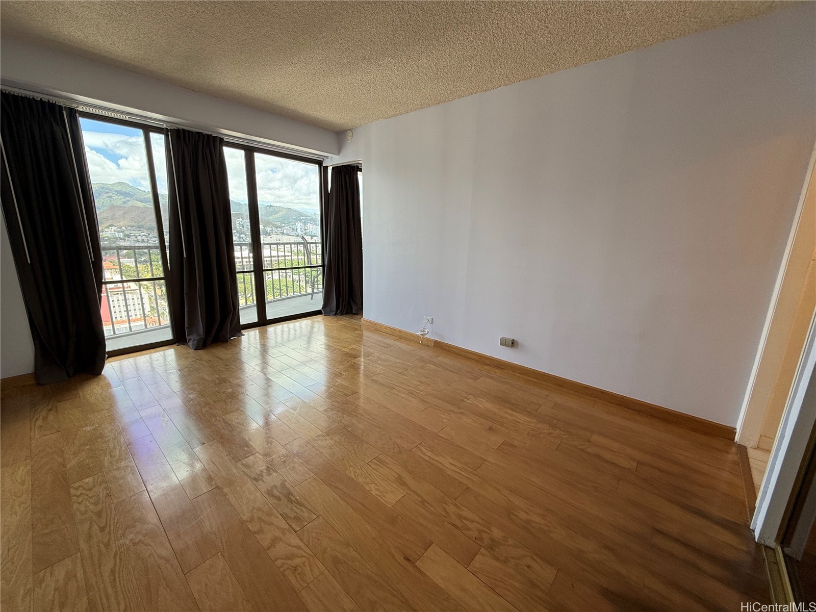 700 Richards Street 2605