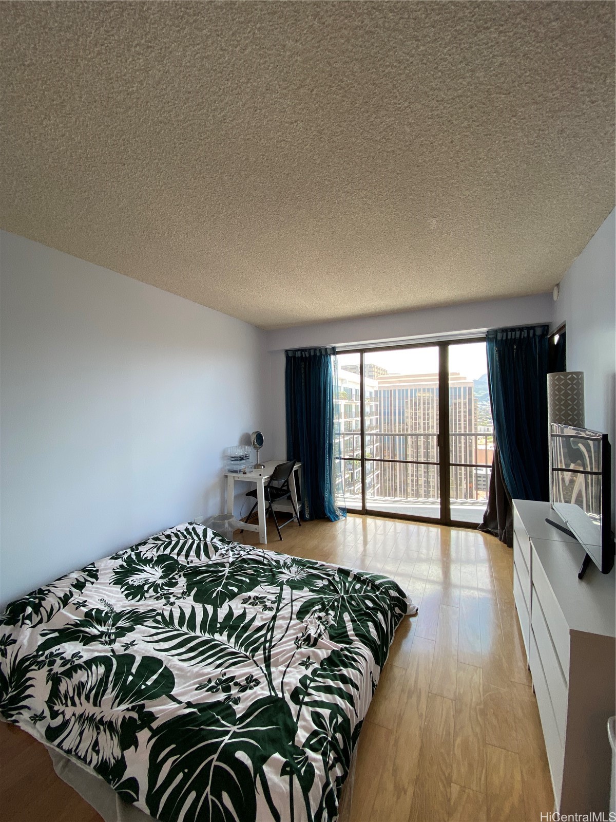 700 Richards Street 2605