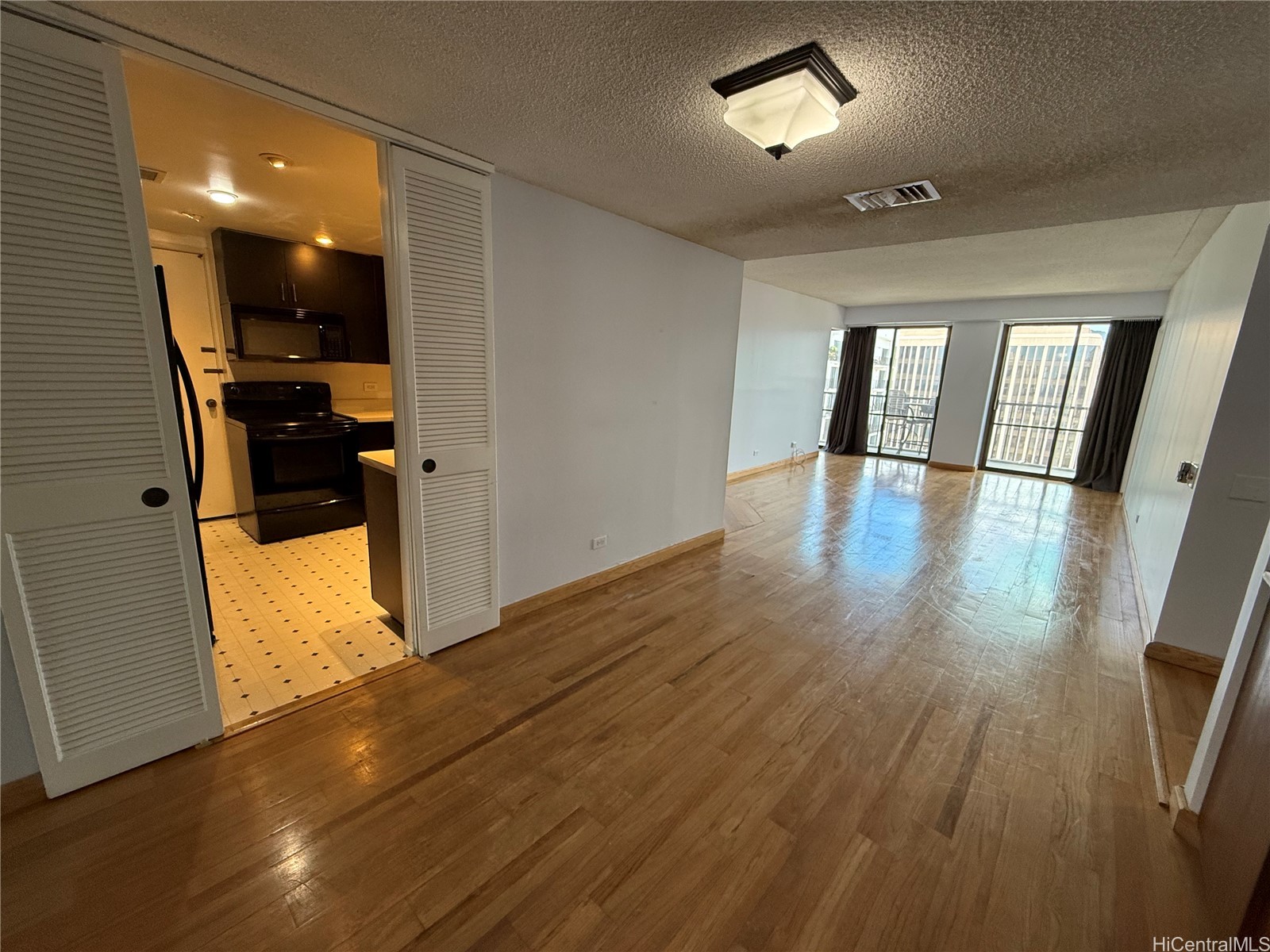 700 Richards Street 2605