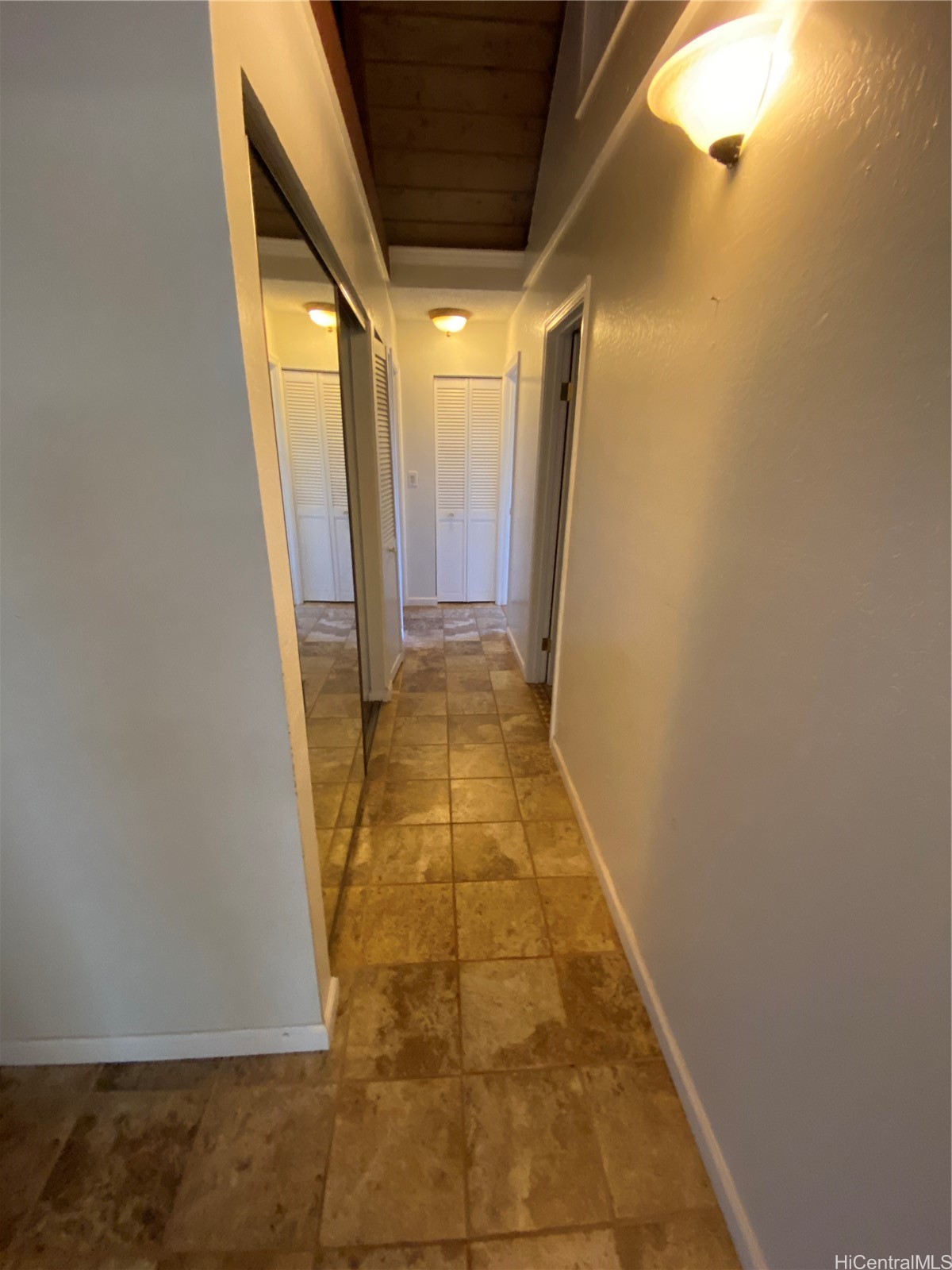 94-498 Hokuili Street