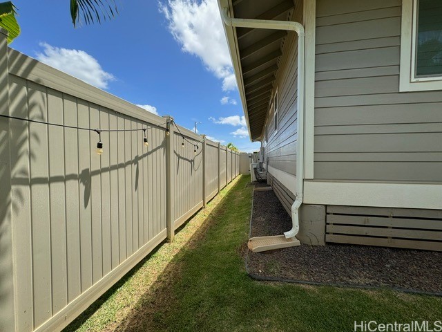 91-3423 Apiapi Street