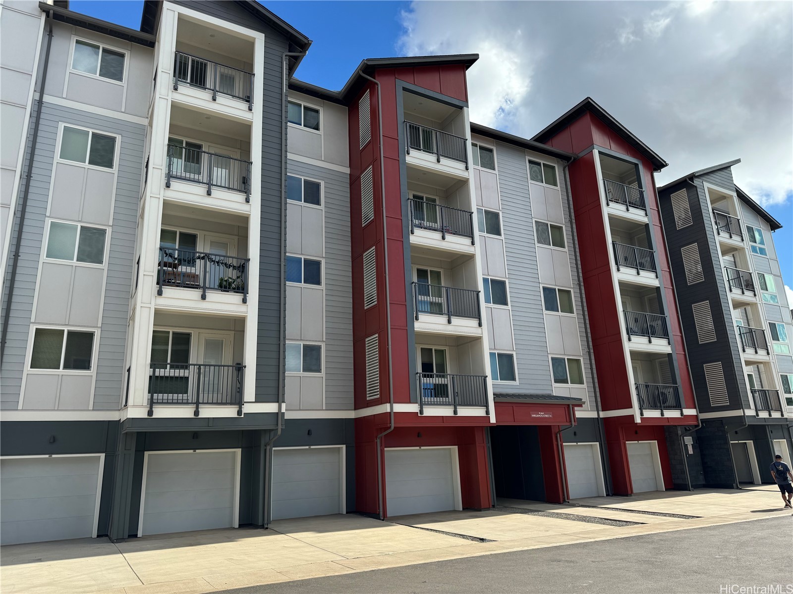 91-3641 Iwikuamoo Street 1301