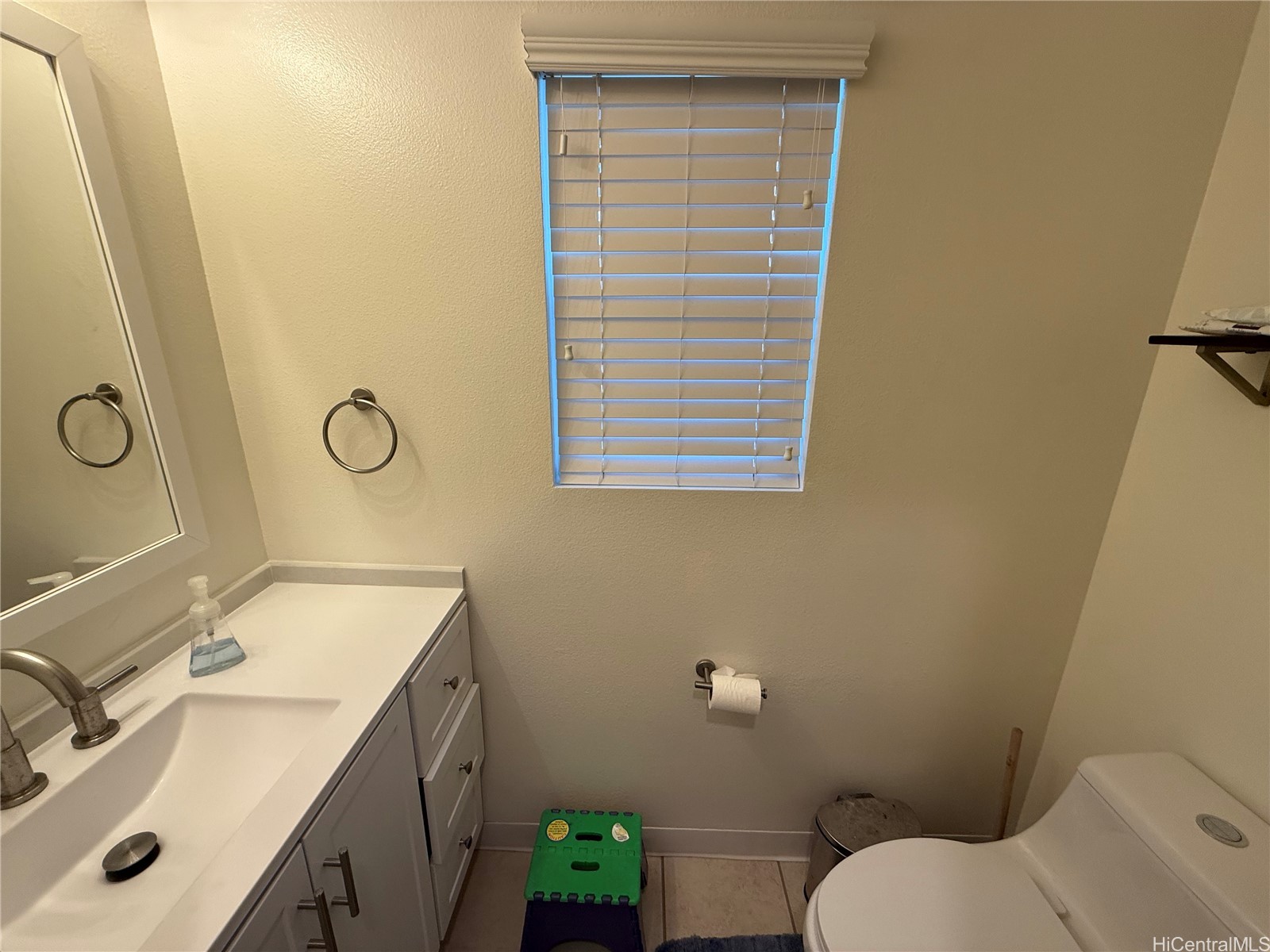 91-6627 Kapolei Parkway