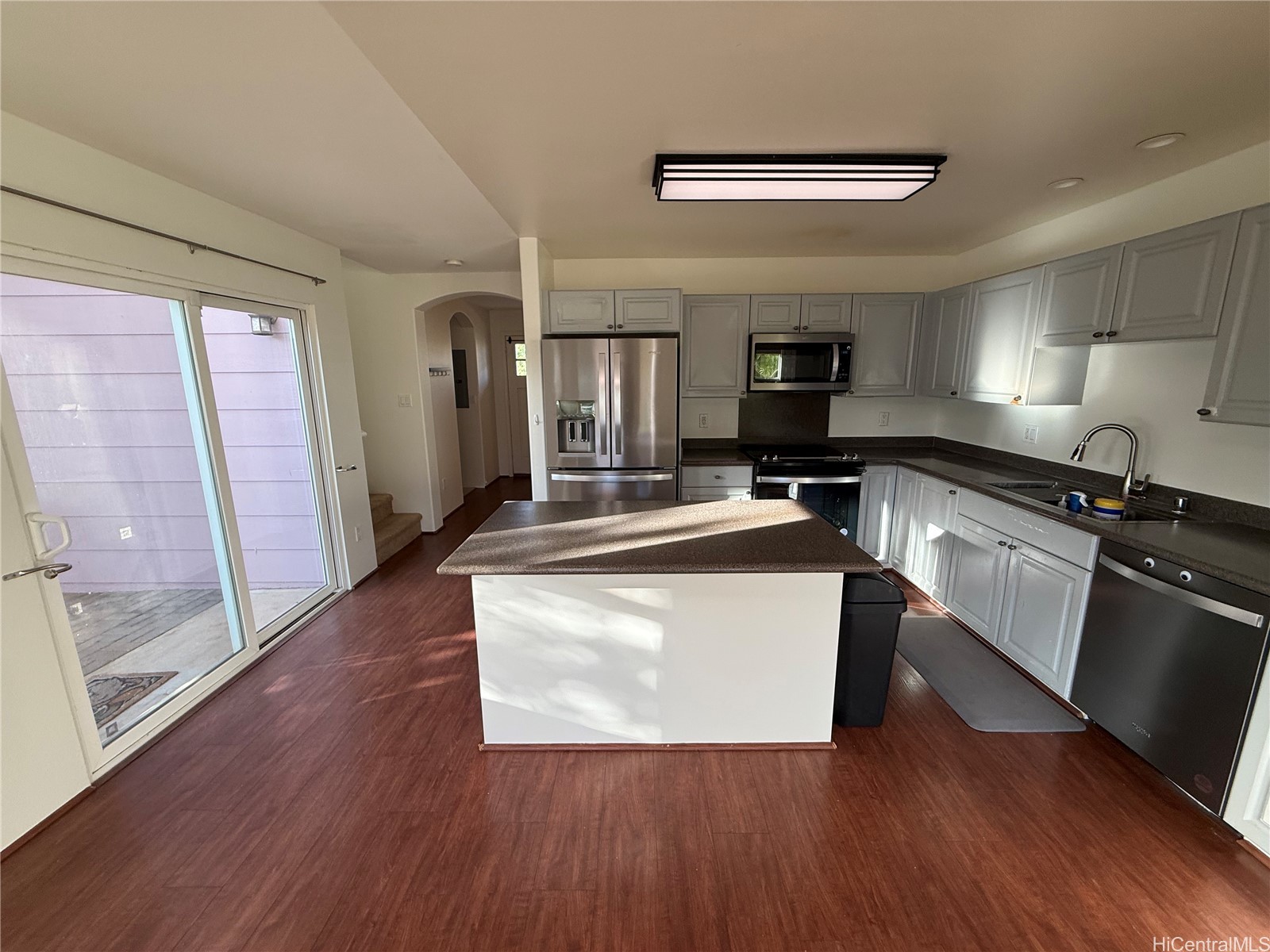 91-6627 Kapolei Parkway