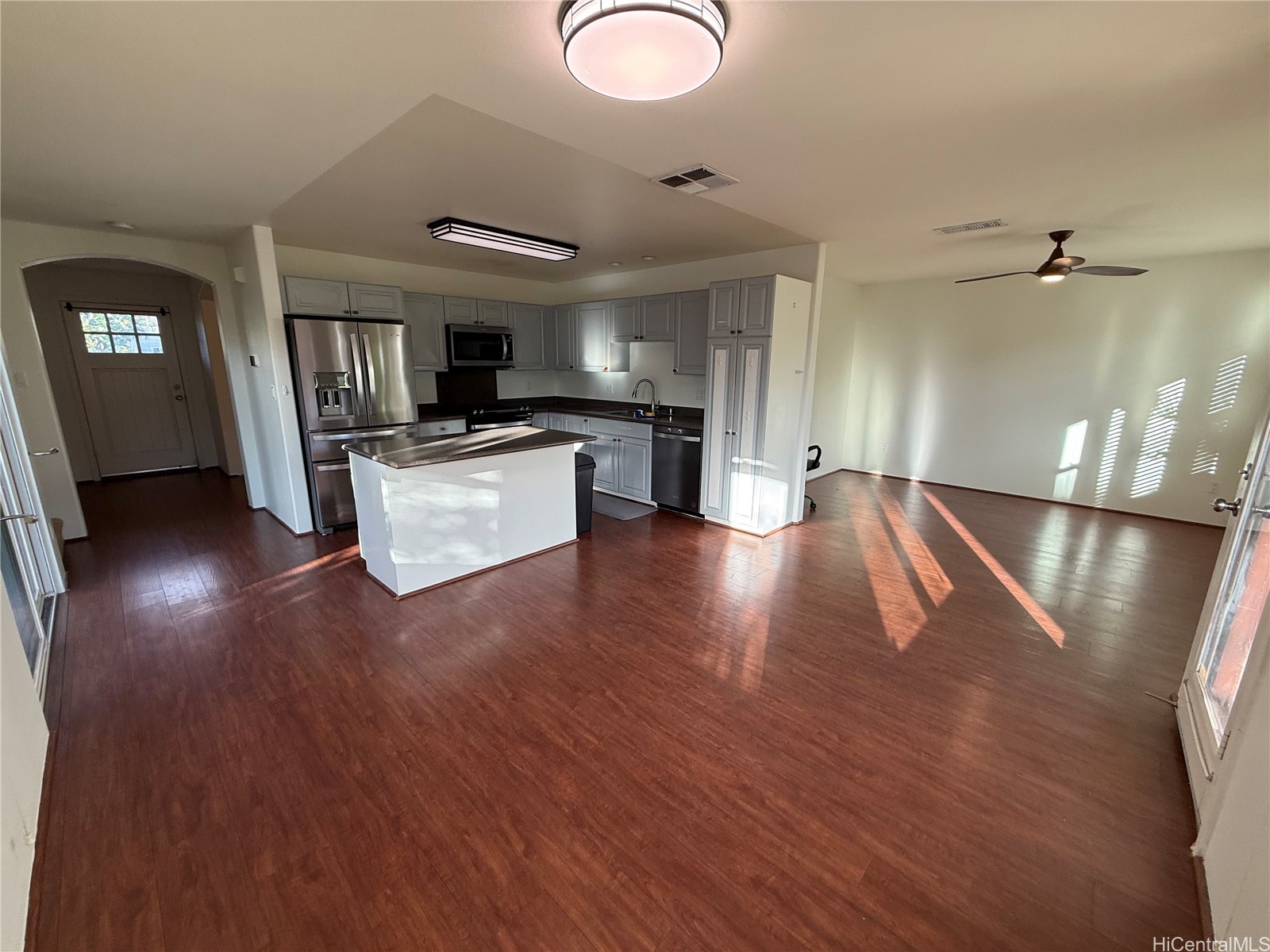 91-6627 Kapolei Parkway