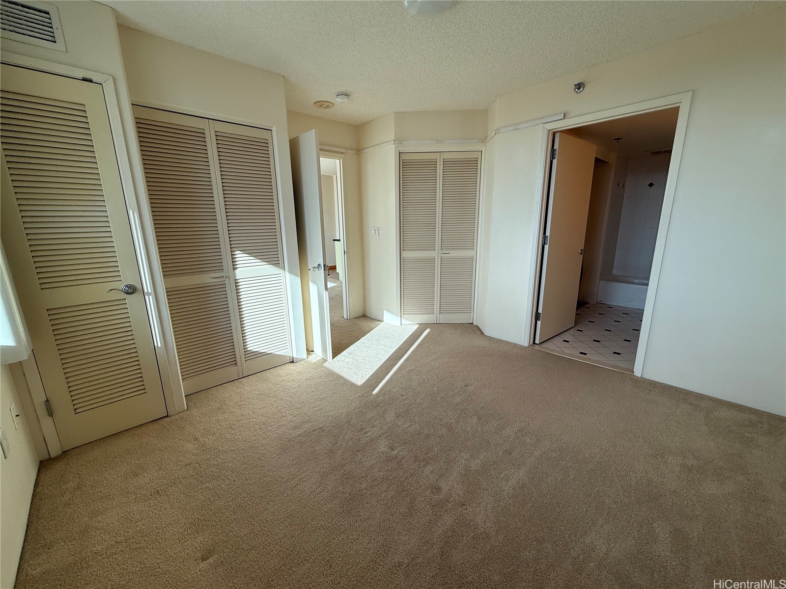 801 S King Street 3506