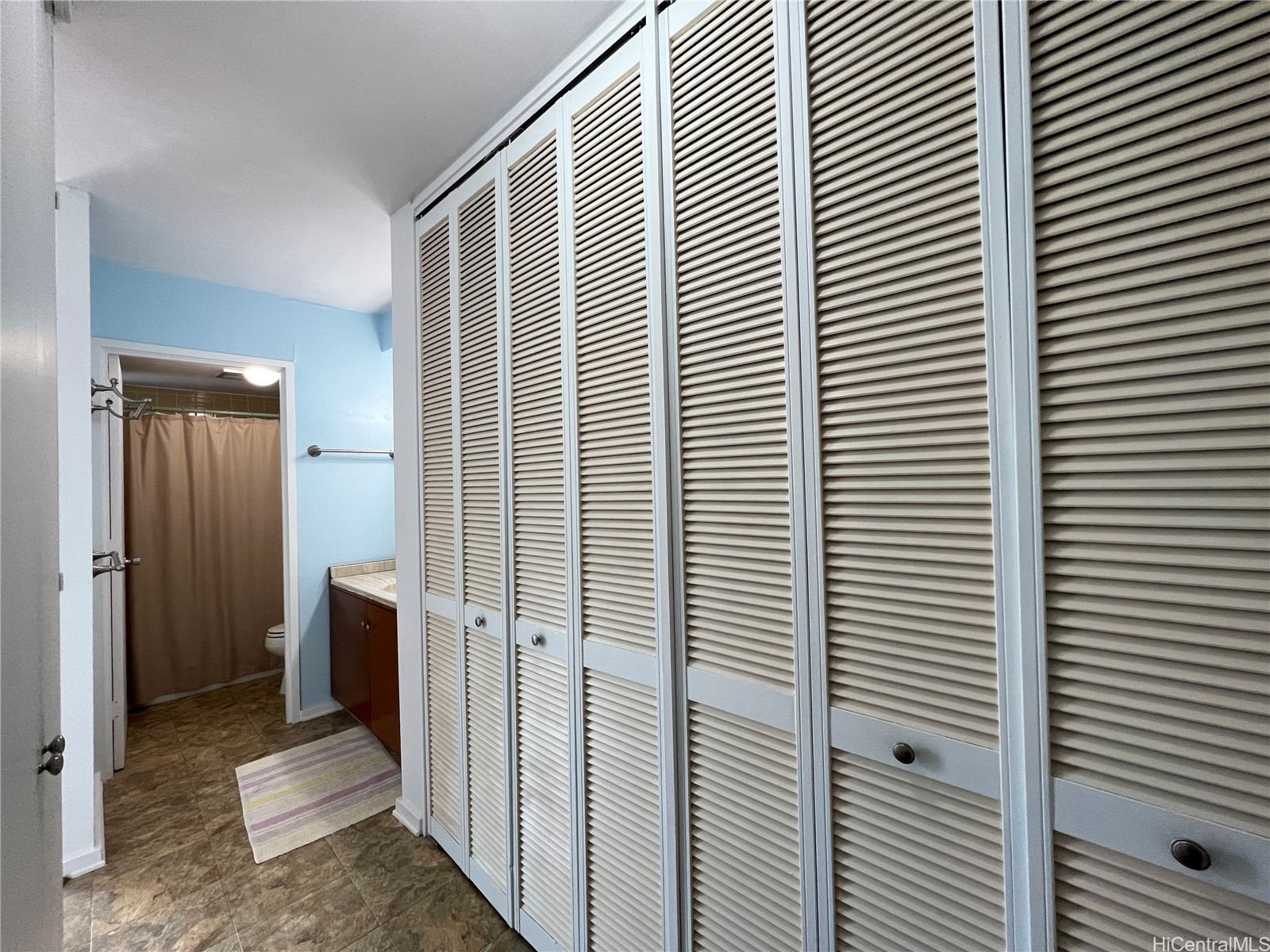 1077 Ala Napunani Street 803